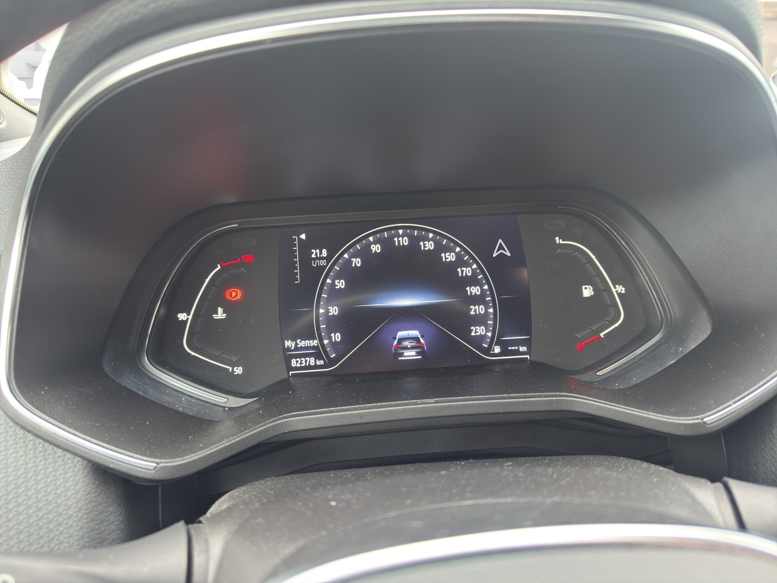 RENAULT Clio 1.0 Intens CVT-image-13