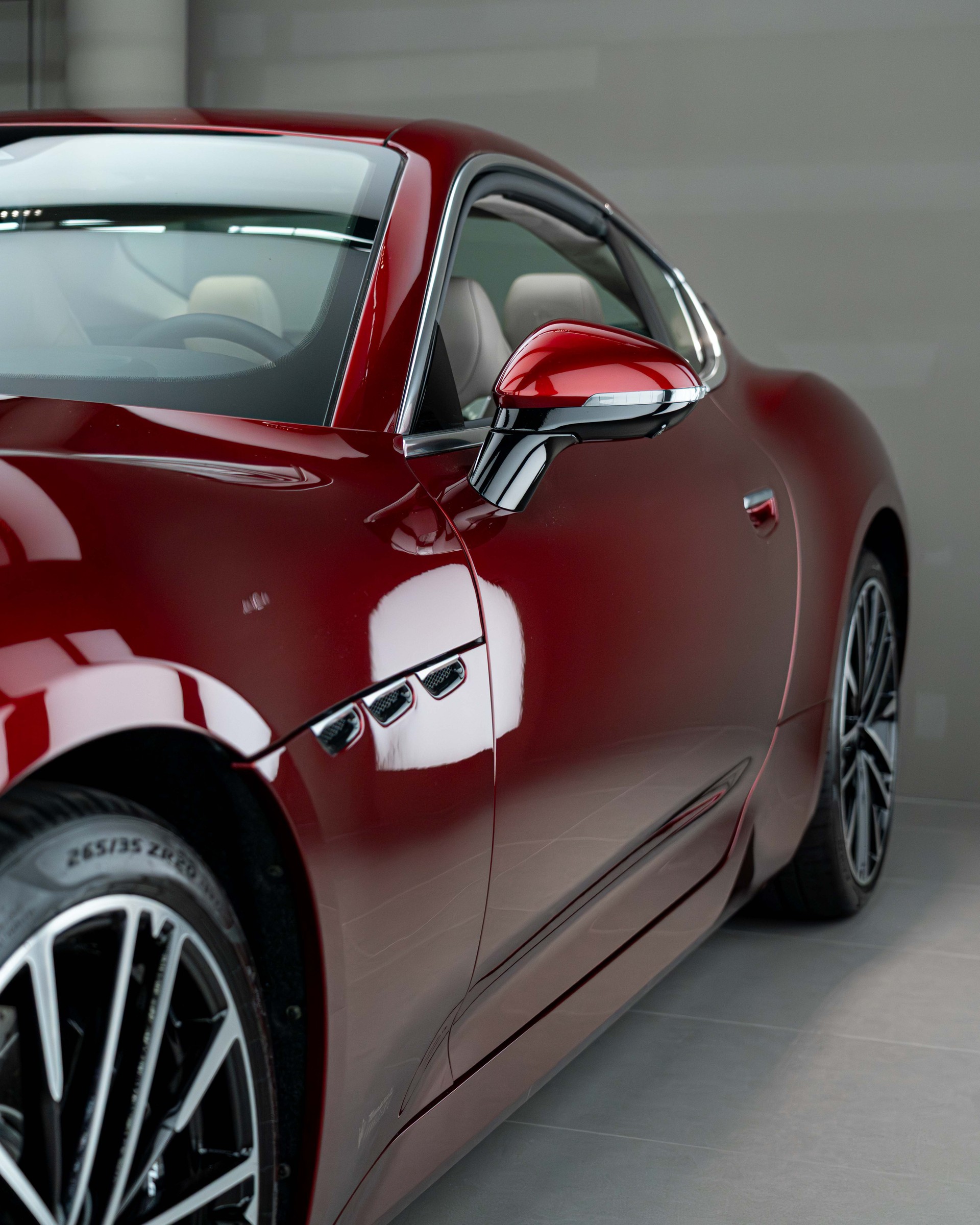 MASERATI GranTurismo Modena Automatica - Rosso Velluto FUORISERIE - 2.99% Leasing-image-4