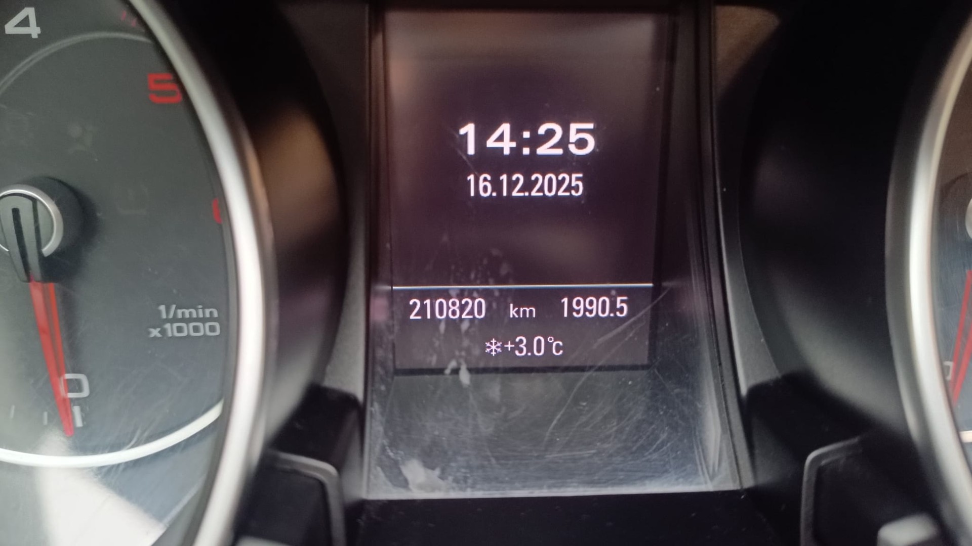 AUDI A5 Sportback 3.0 TDI clean diesel quattro S-tronic-image-12