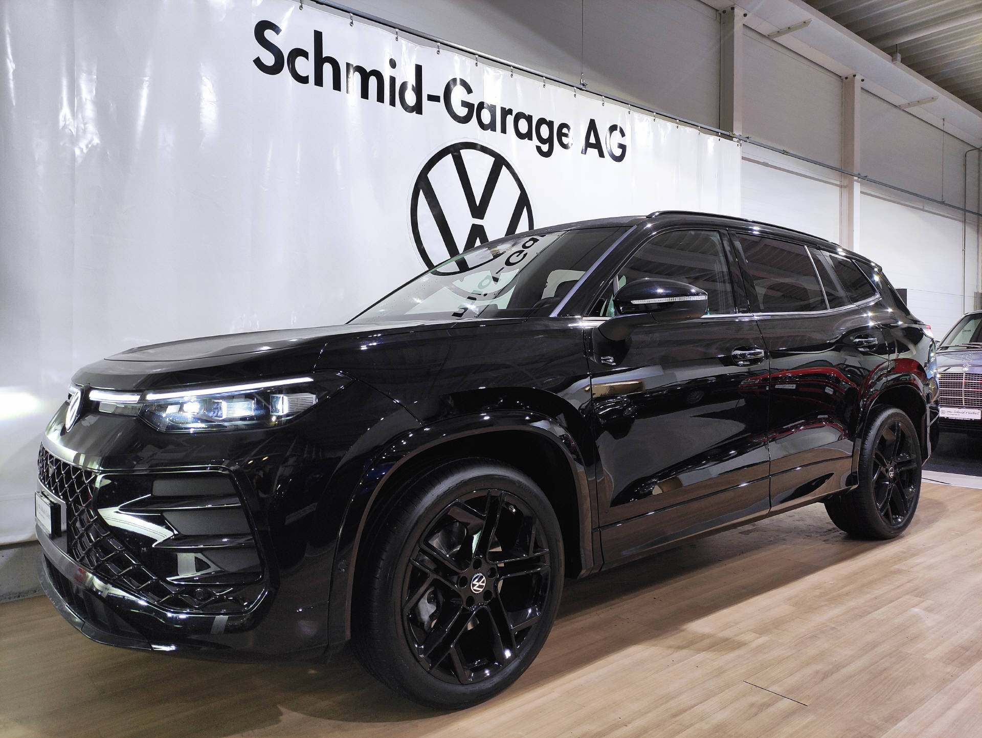 VW Tayron 2.0 TSI R-Line Black-Style DSG 4motion-showroom-element-1
