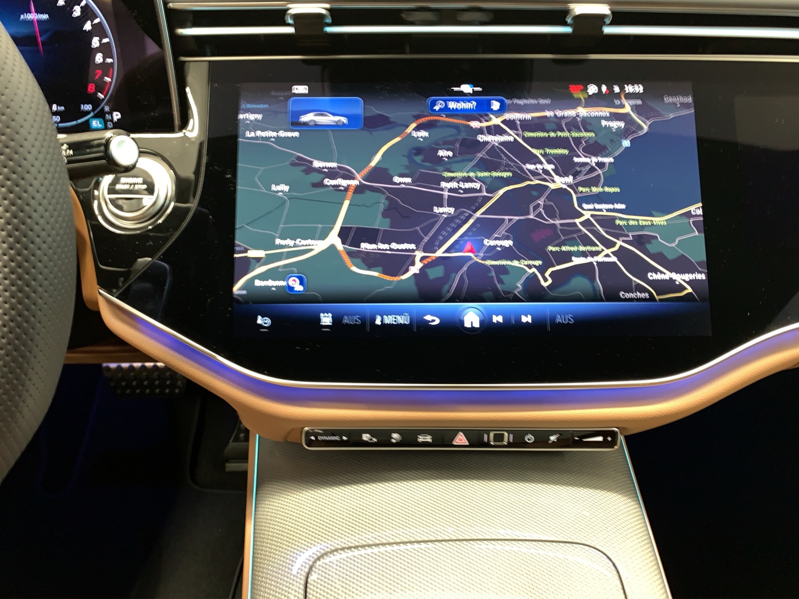 MERCEDES-BENZ E 300 e Berline 4MATIC EQ Hybrid-image-9