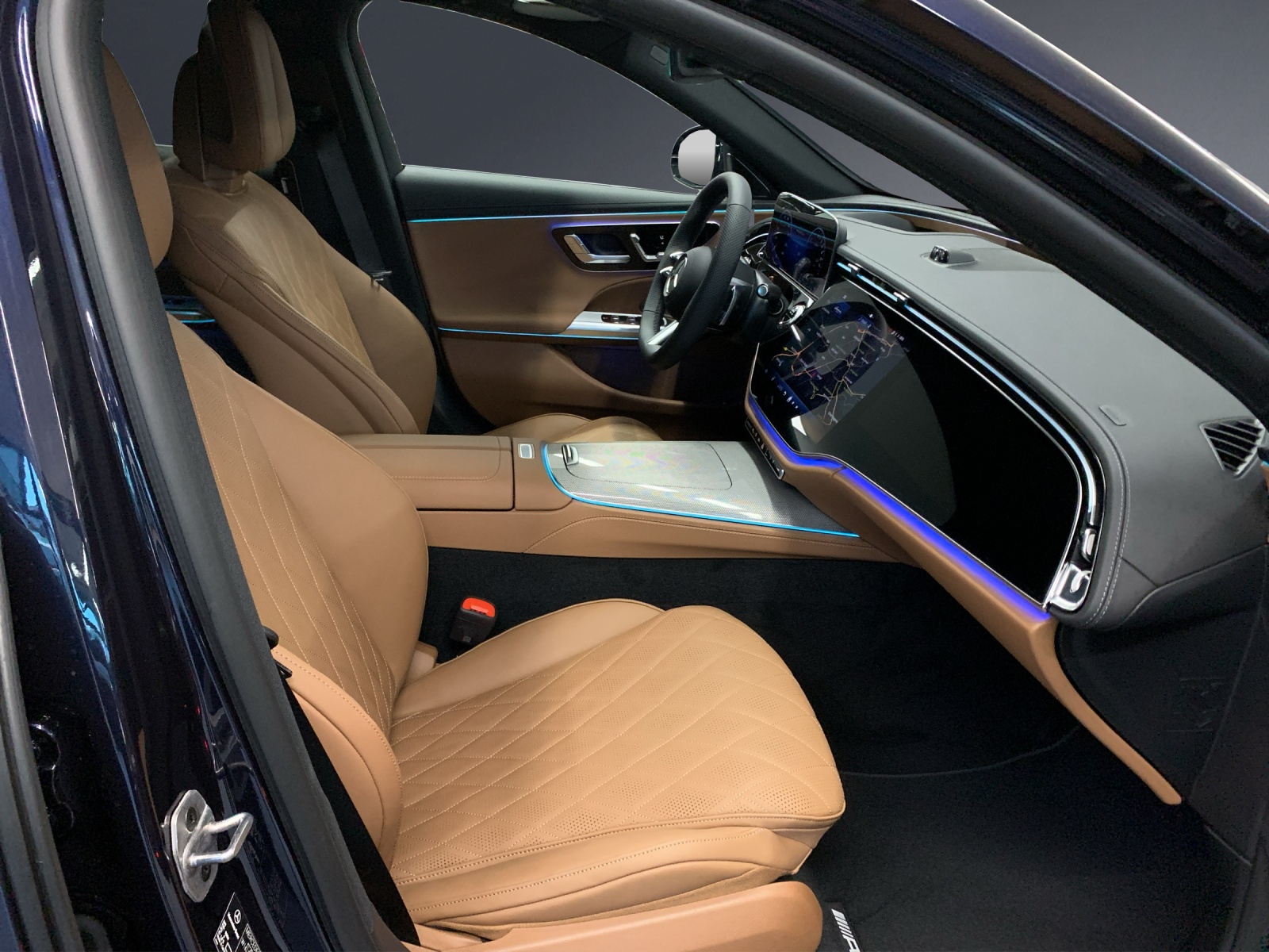 MERCEDES-BENZ E 300 e Berline 4MATIC EQ Hybrid-image-7