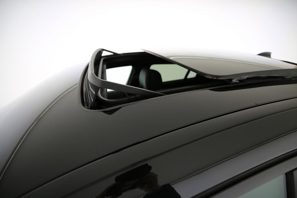 BMW X6 40i xDrive-image-13