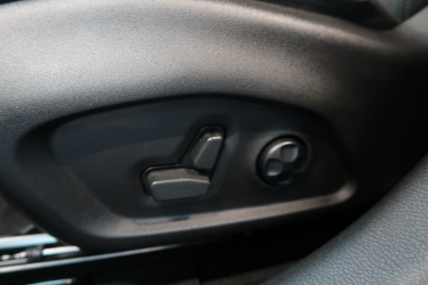 JEEP Renegade 1.3 PHEV Lim AWD-image-7