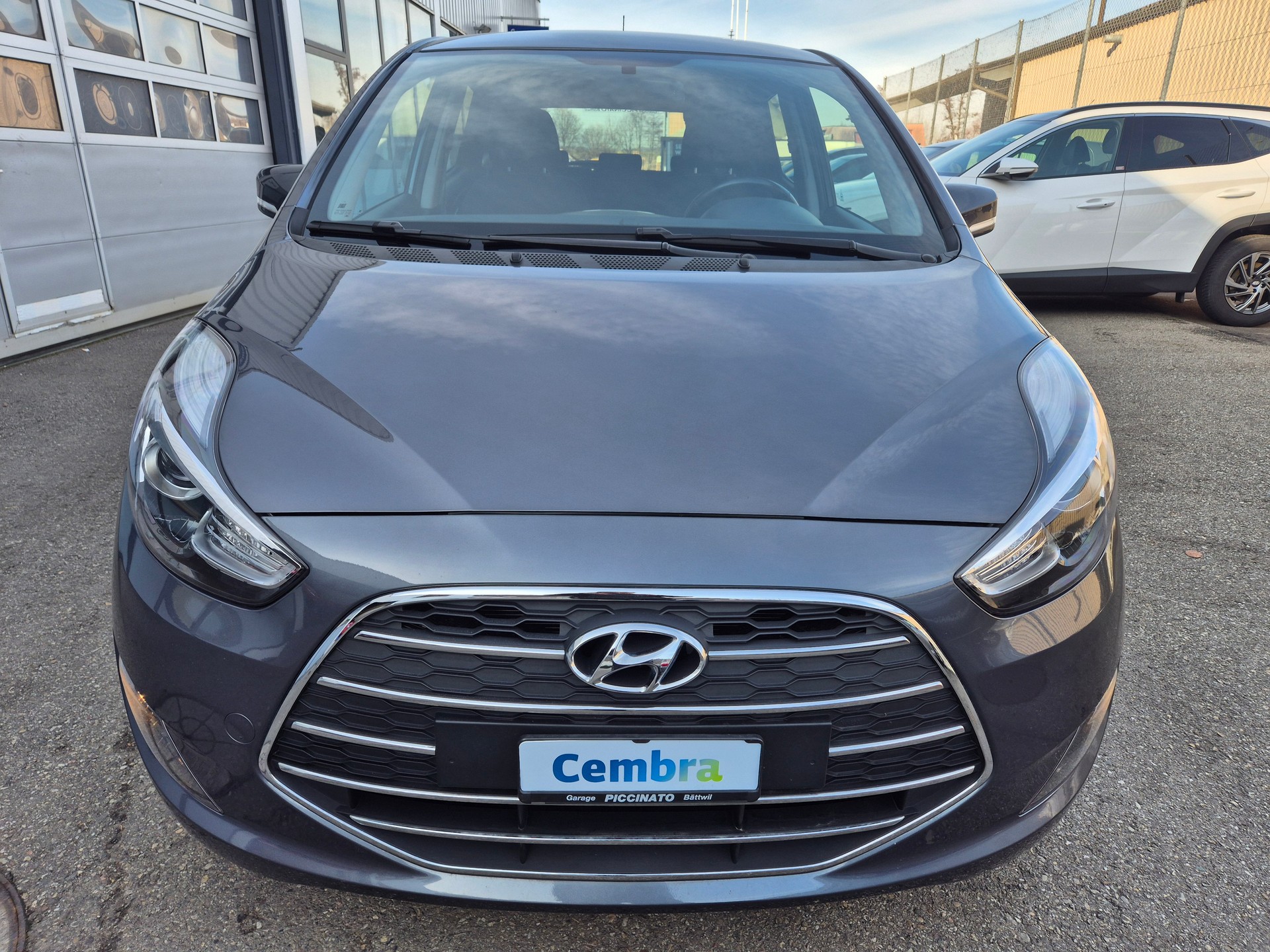 HYUNDAI iX20 1.6 Amplia Automatic-image-6
