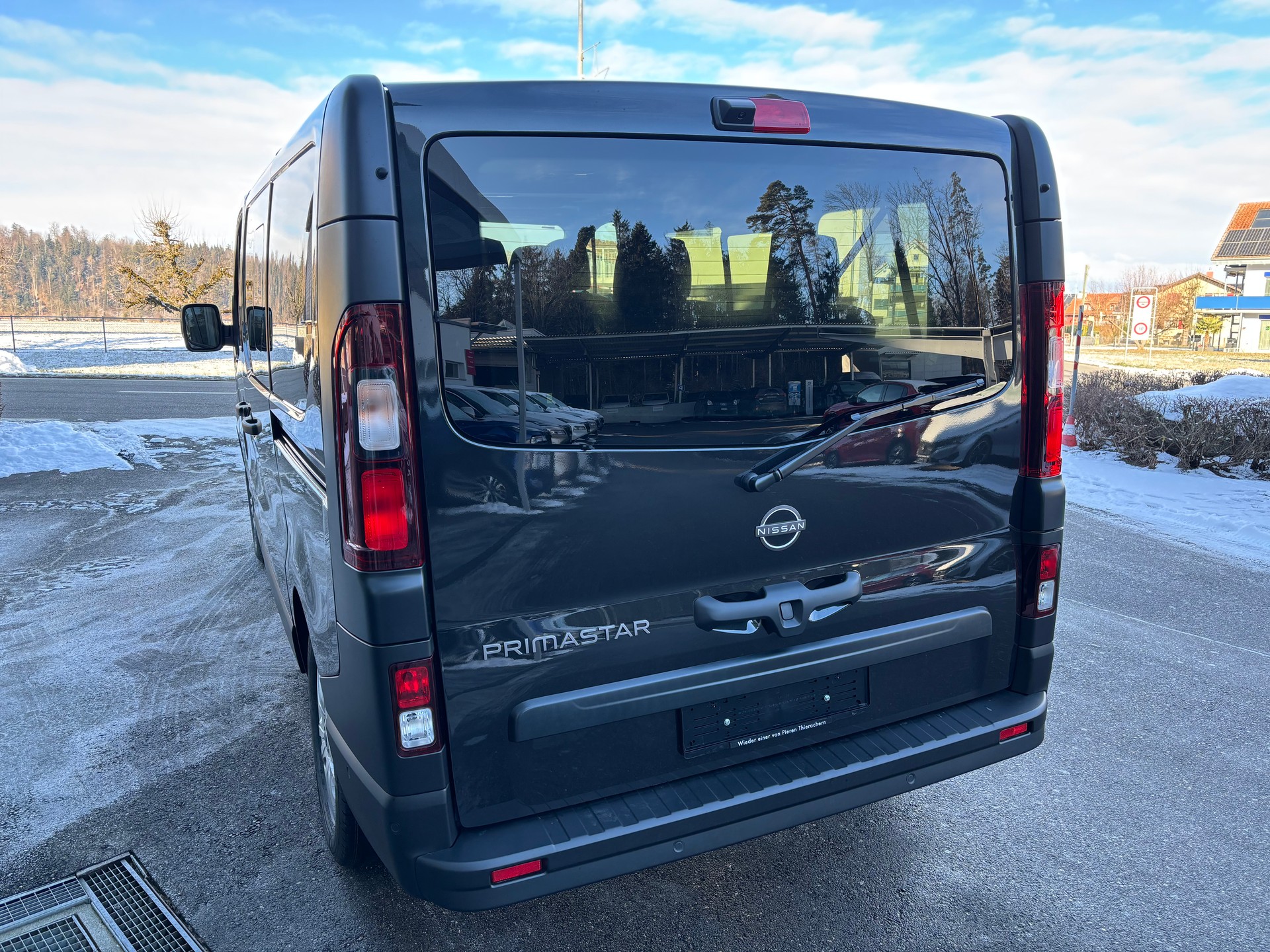 NISSAN Primastar 170 AT9 L1 H1 Tekna 9Plätzer-image-2