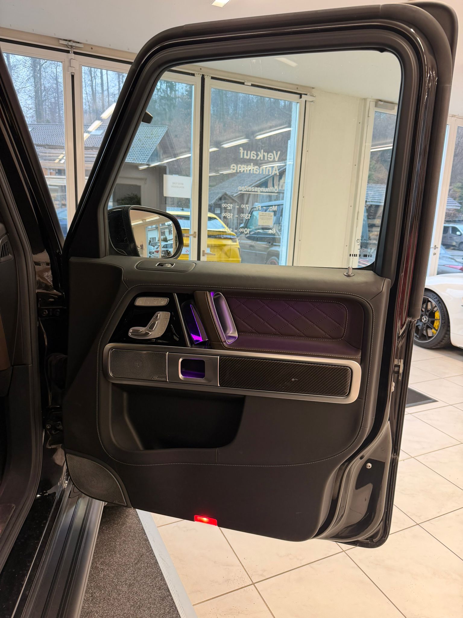 MERCEDES-BENZ G 63 AMG Speedshift Plus G-Tronic-image-10