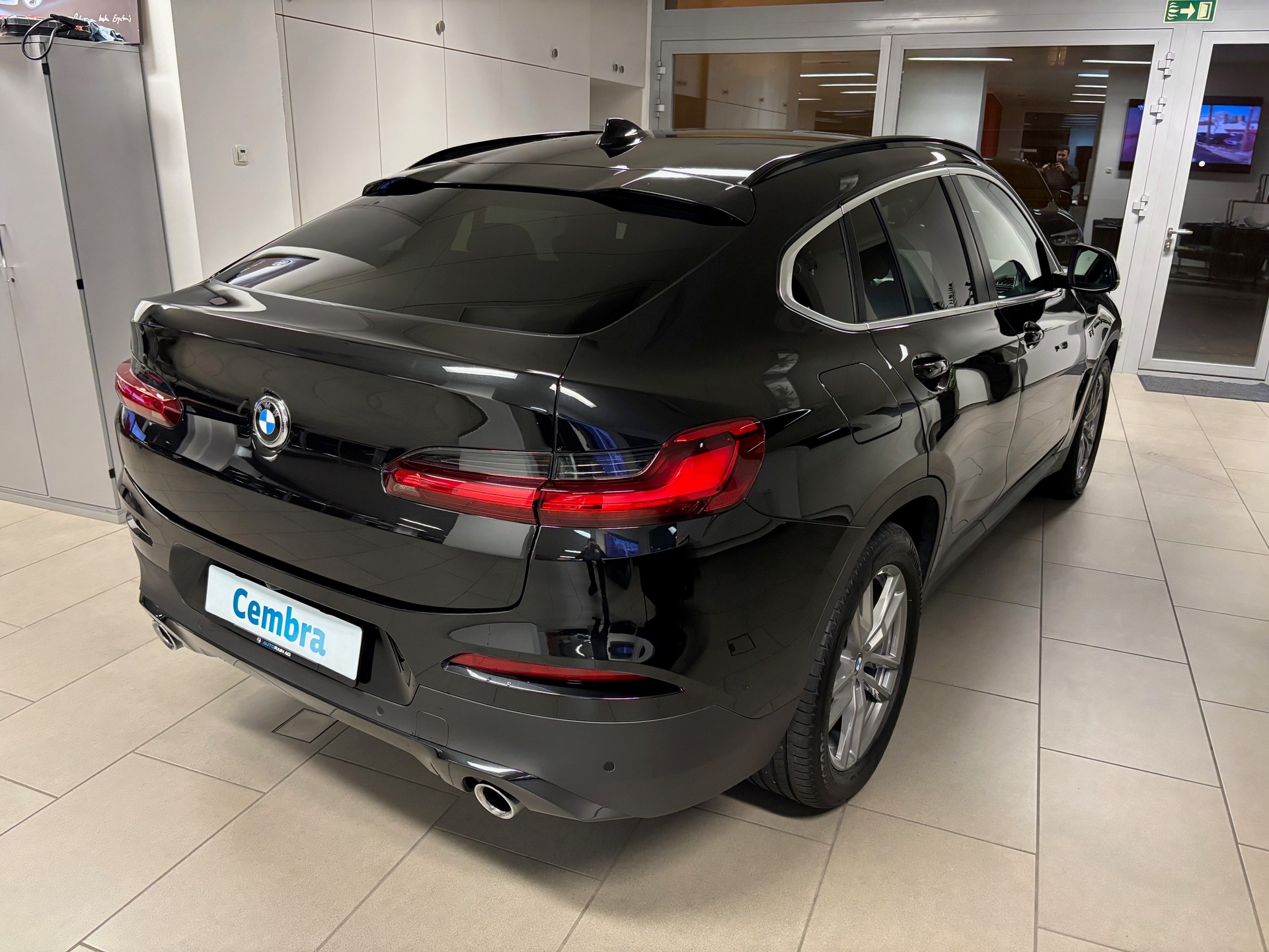BMW X4 xDrive 48V 20d Steptronic-image-2