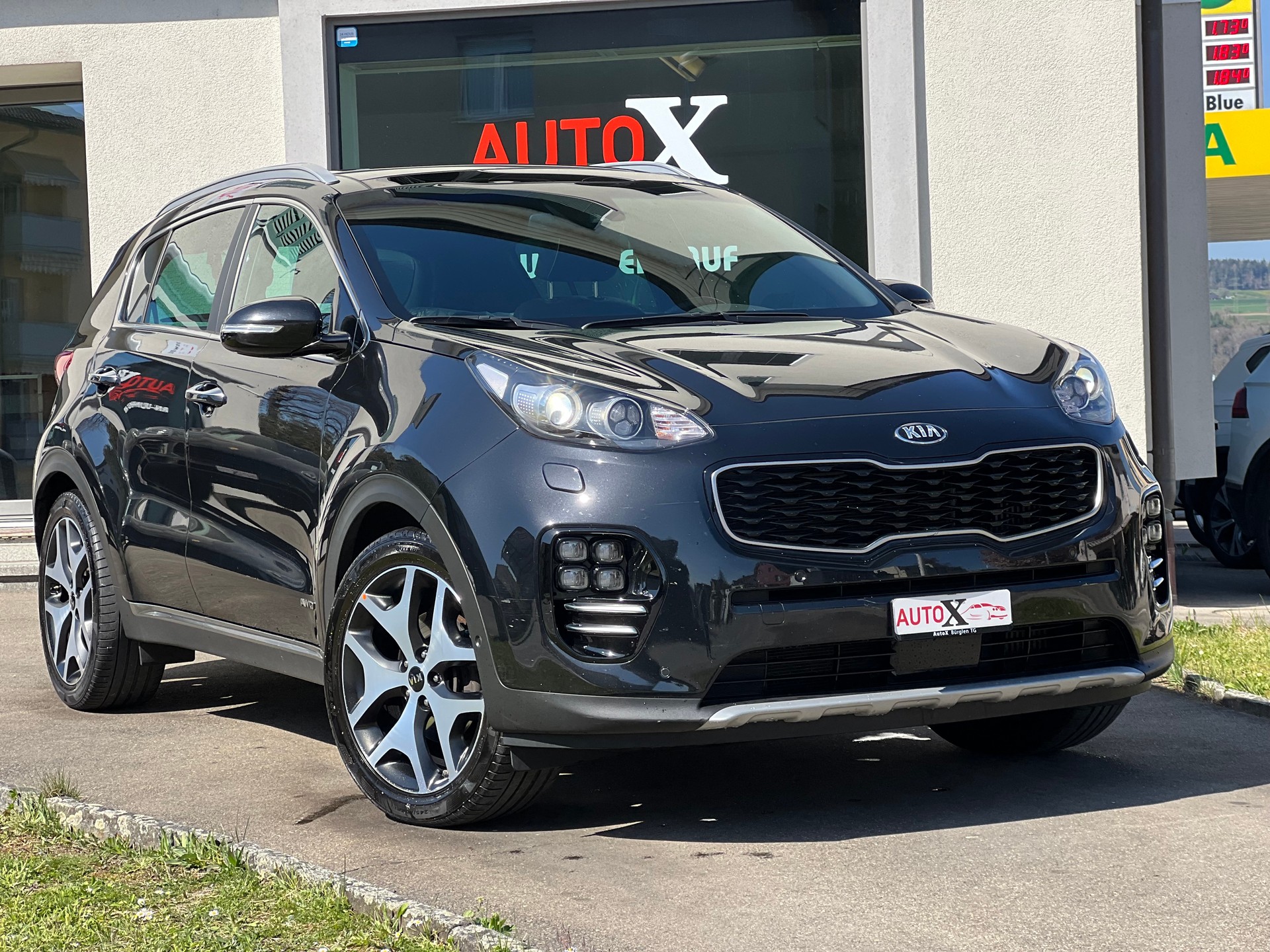 KIA Sportage 1.6 T-GDi Style GT Line 4WD Automat-image-0