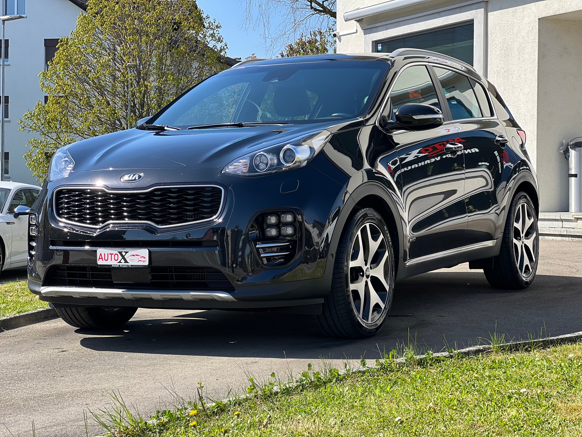 KIA Sportage 1.6 T-GDi Style GT Line 4WD Automat-image-1