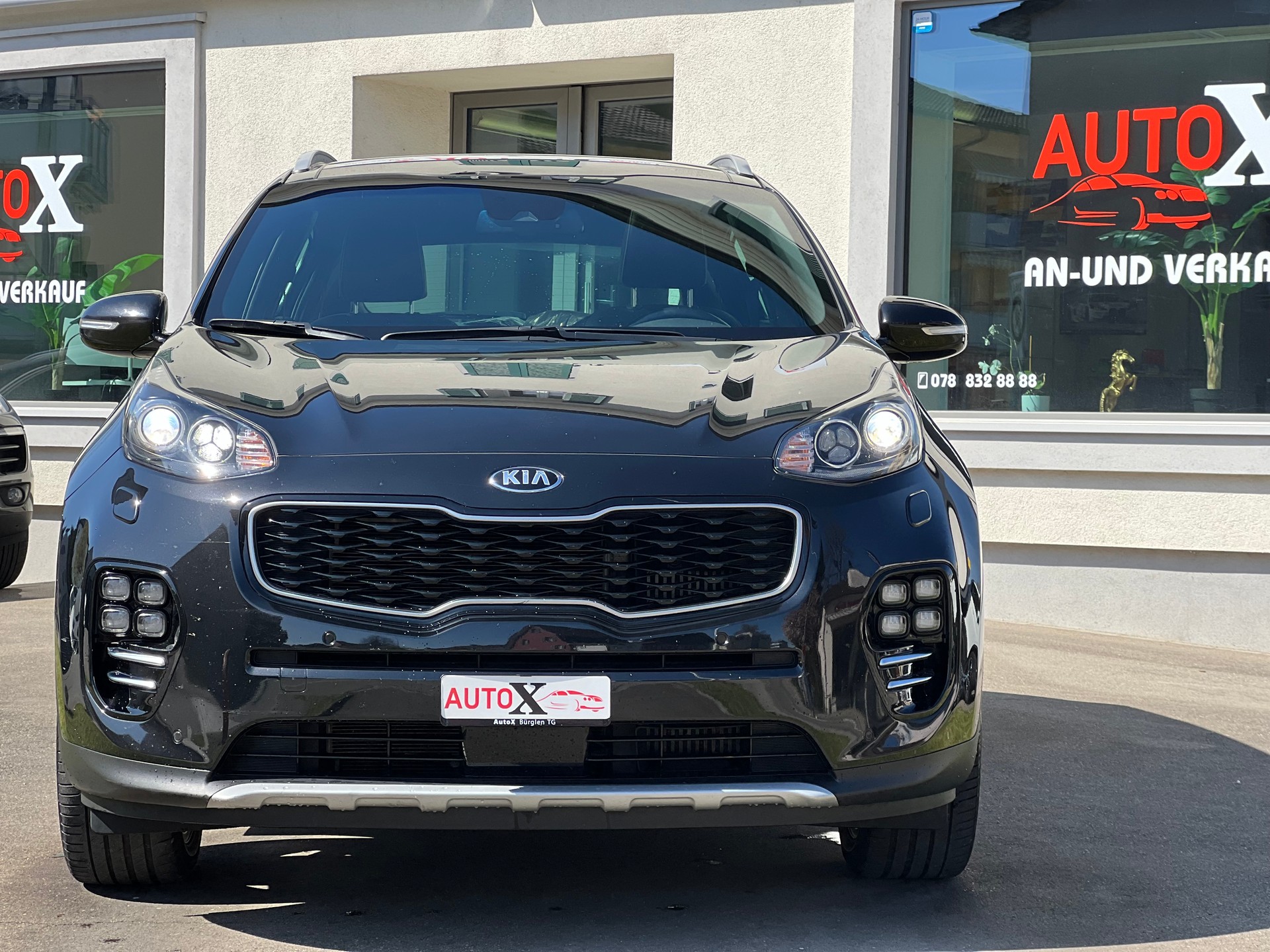 KIA Sportage 1.6 T-GDi Style GT Line 4WD Automat-image-2