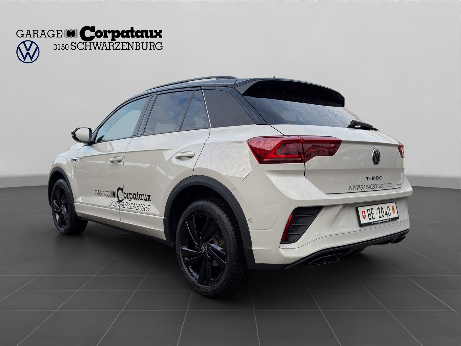 VW T-Roc 2.0 TSI R-Line DSG 4Motion-image-3
