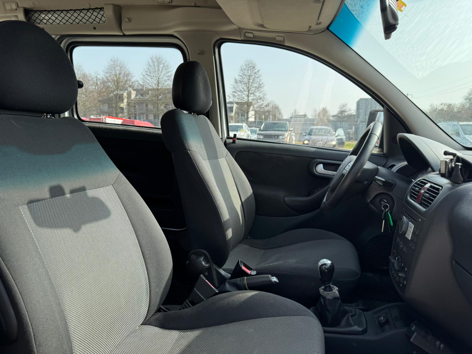 OPEL Combo 1.6 CNG Enjoy-image-9