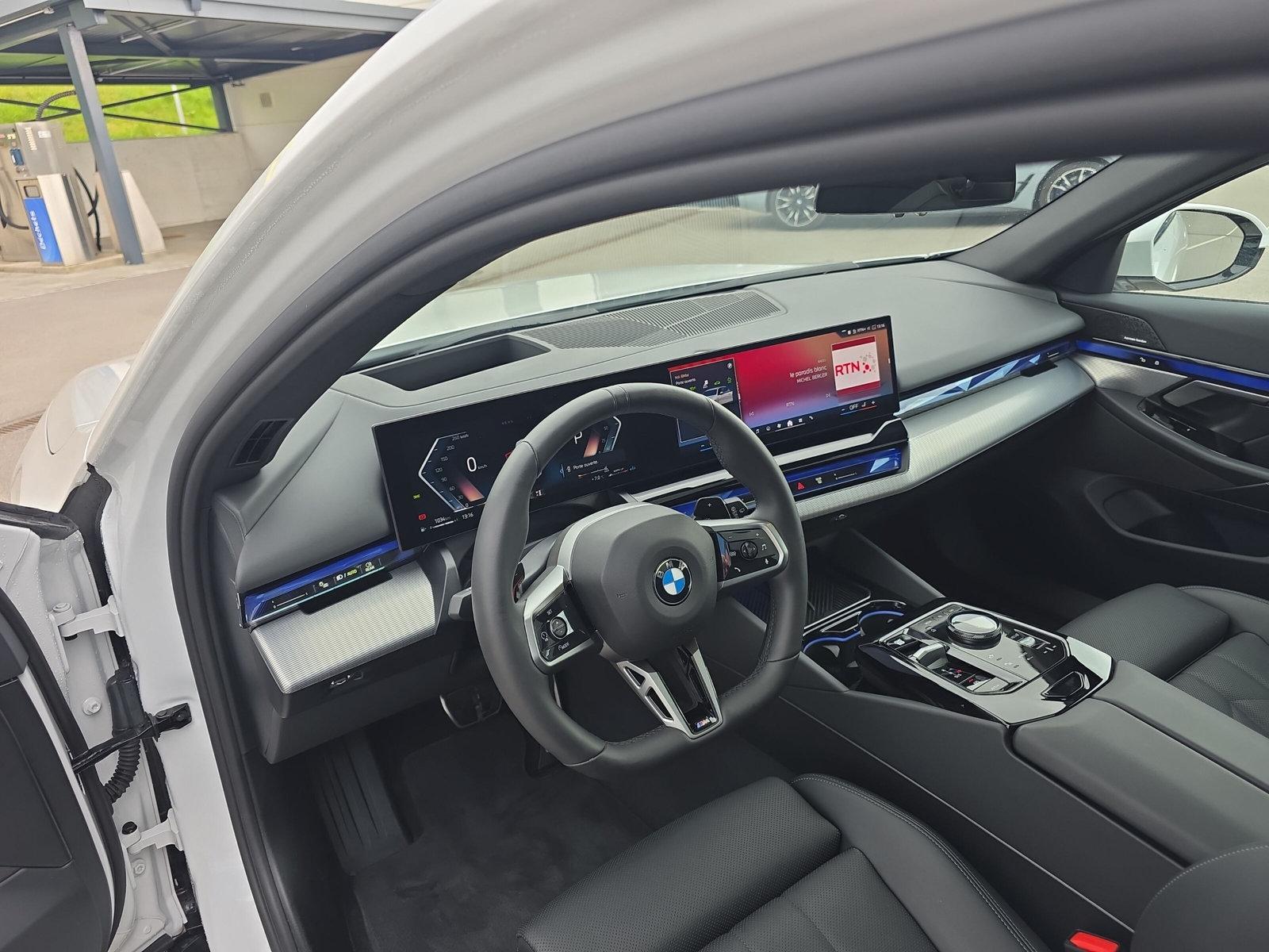 BMW 520d M Sport xDrive Touring G61 (CH) AHK 2.0T-image-19
