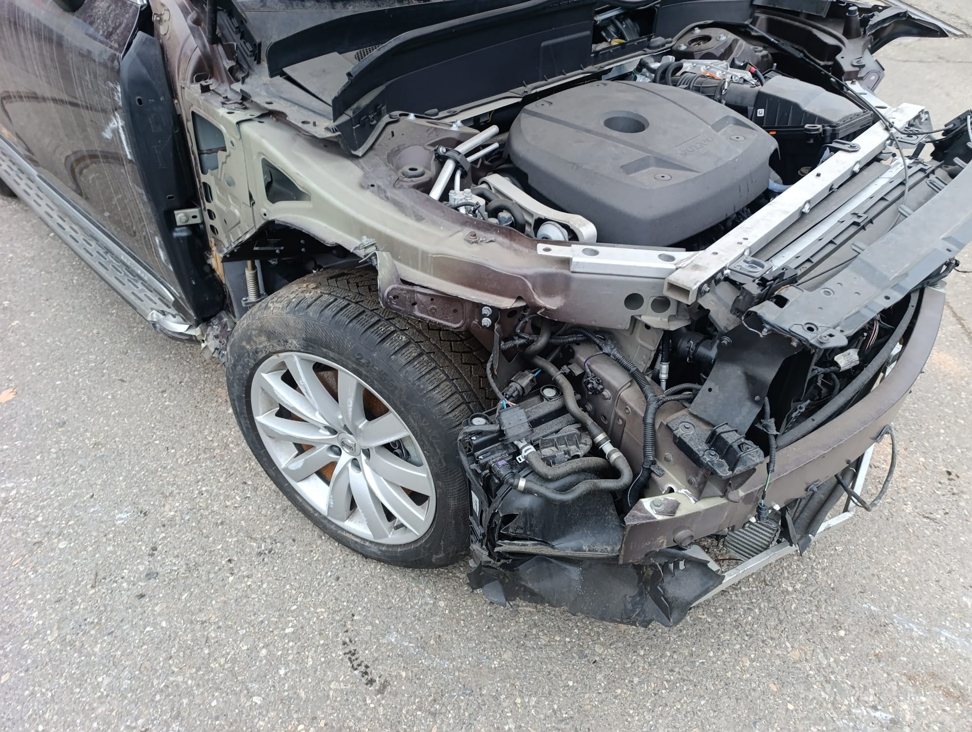 VOLVO XC90 T8 eAWD Inscription Geartronic-image-9