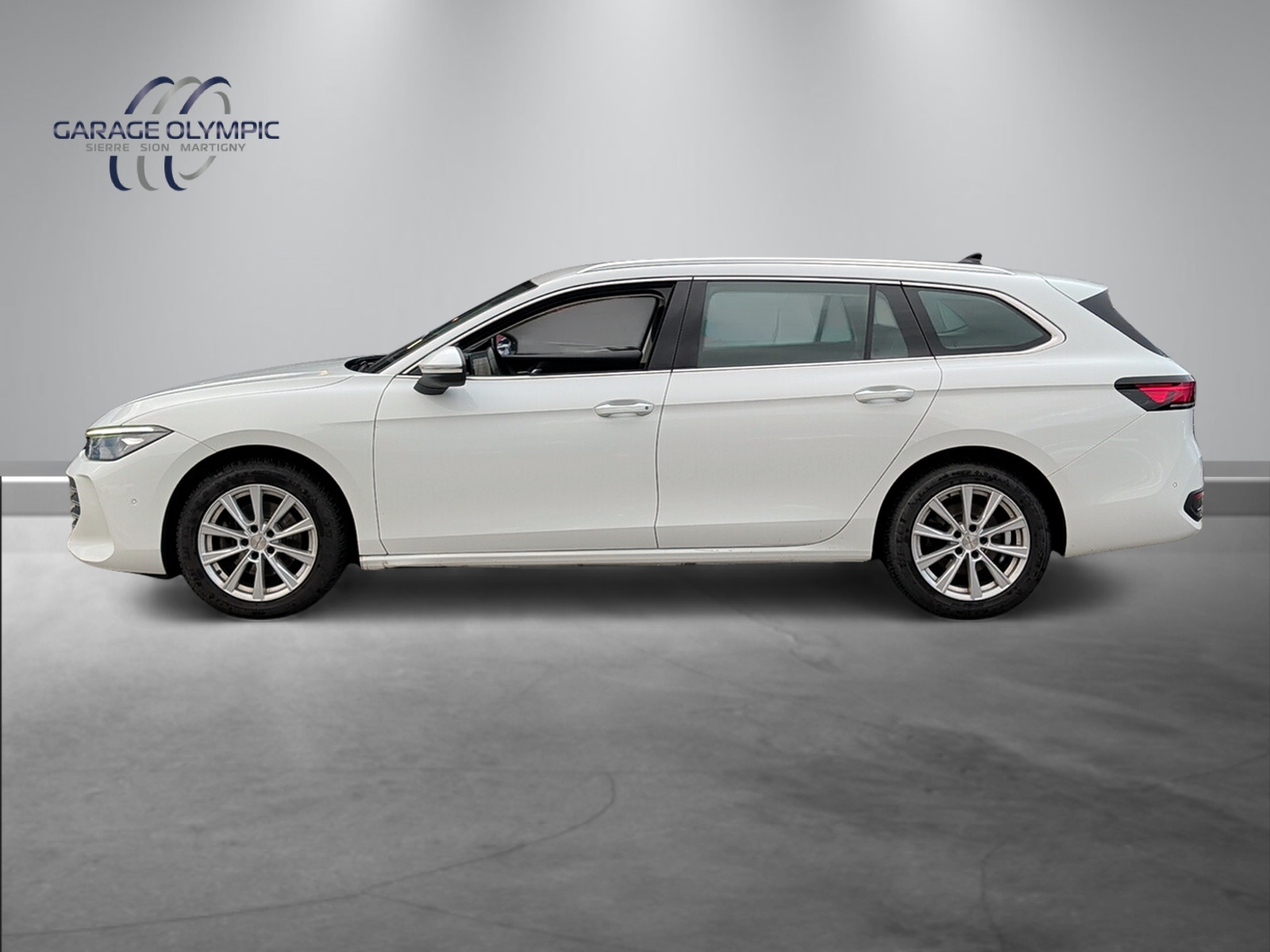 VW Passat Variant 2.0 TDI evo Business DSG-image-4
