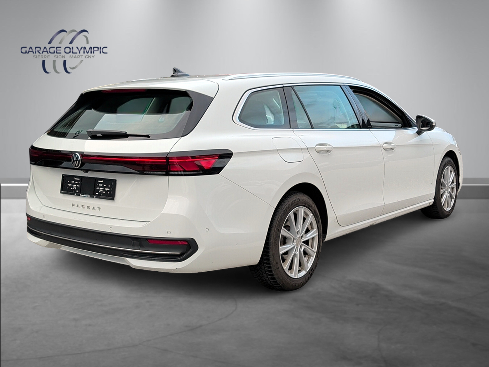 VW Passat Variant 2.0 TDI evo Business DSG-image-2