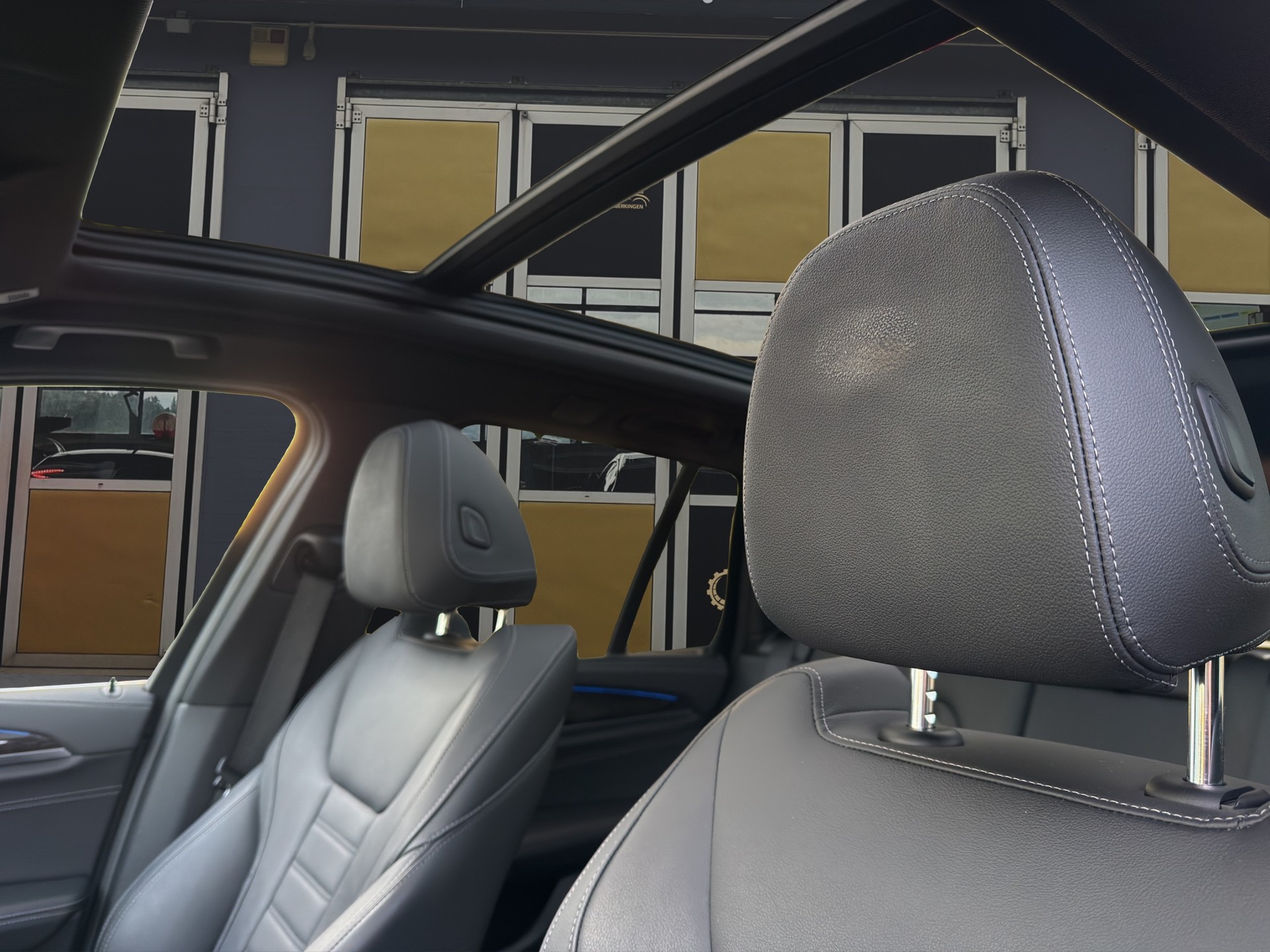 BMW X3 30e xDrive SAG-image-12