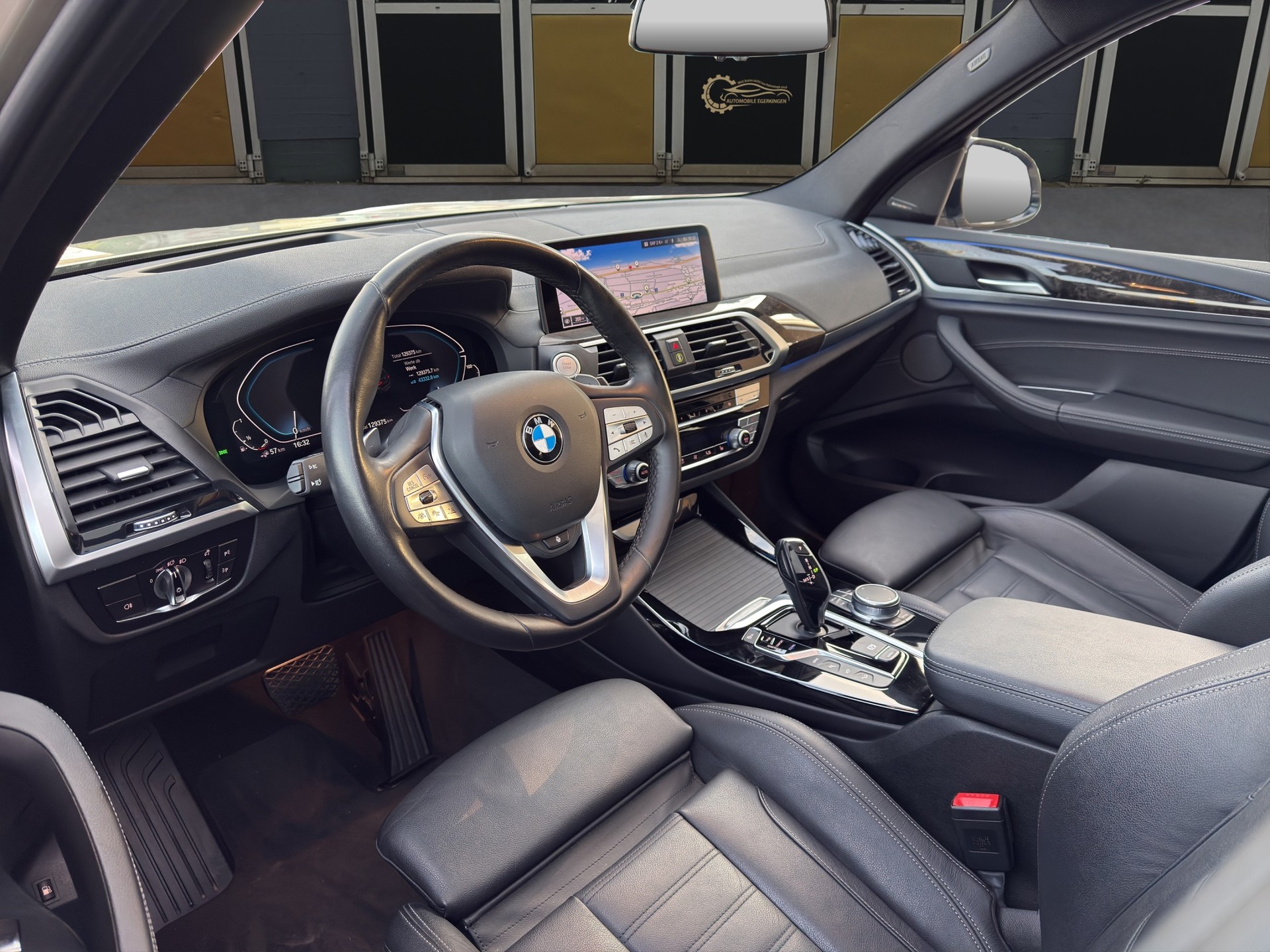 BMW X3 30e xDrive SAG-image-8