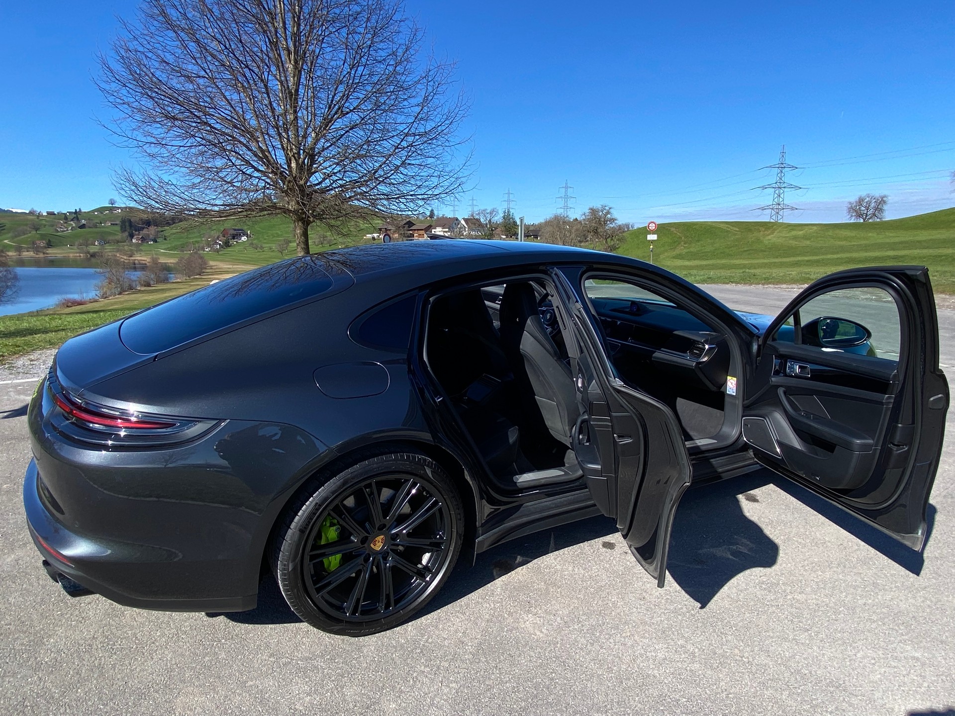 PORSCHE Panamera 4 E-Hybrid PDK-image-17