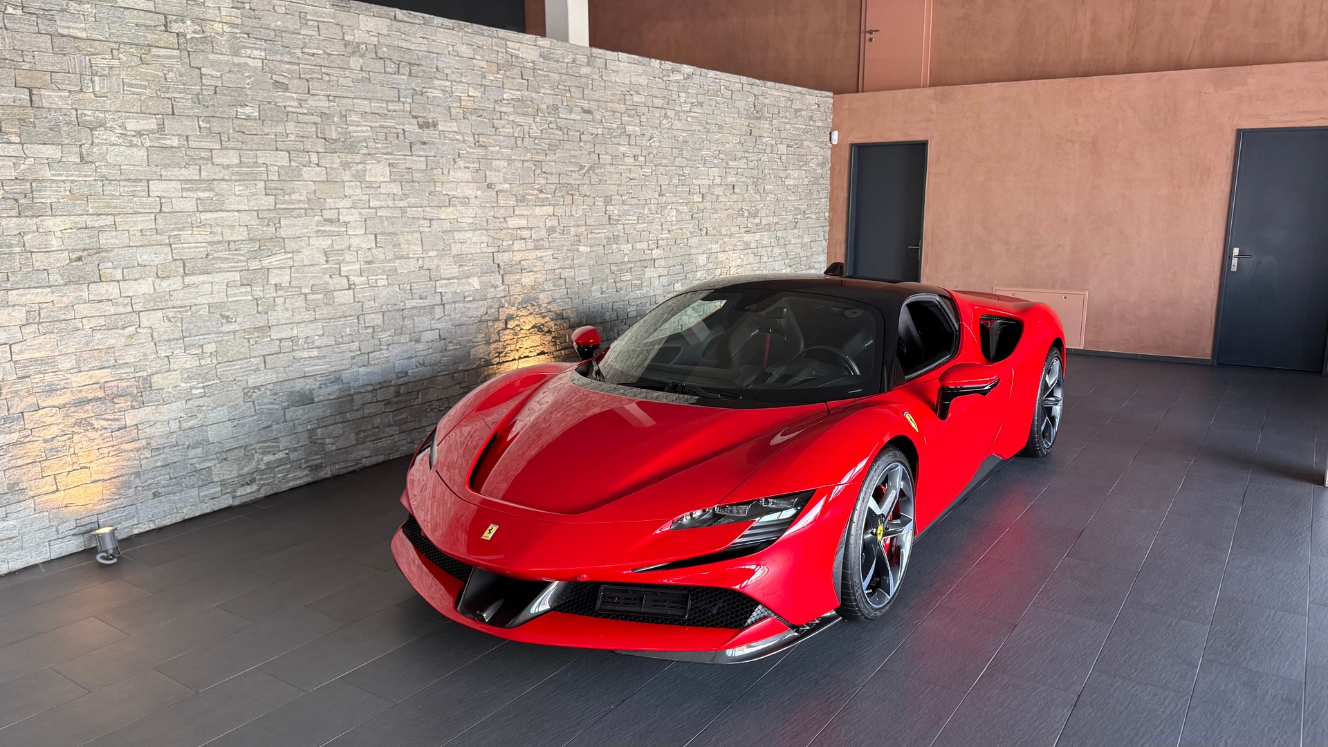 FERRARI SF90 Stradale-image-5