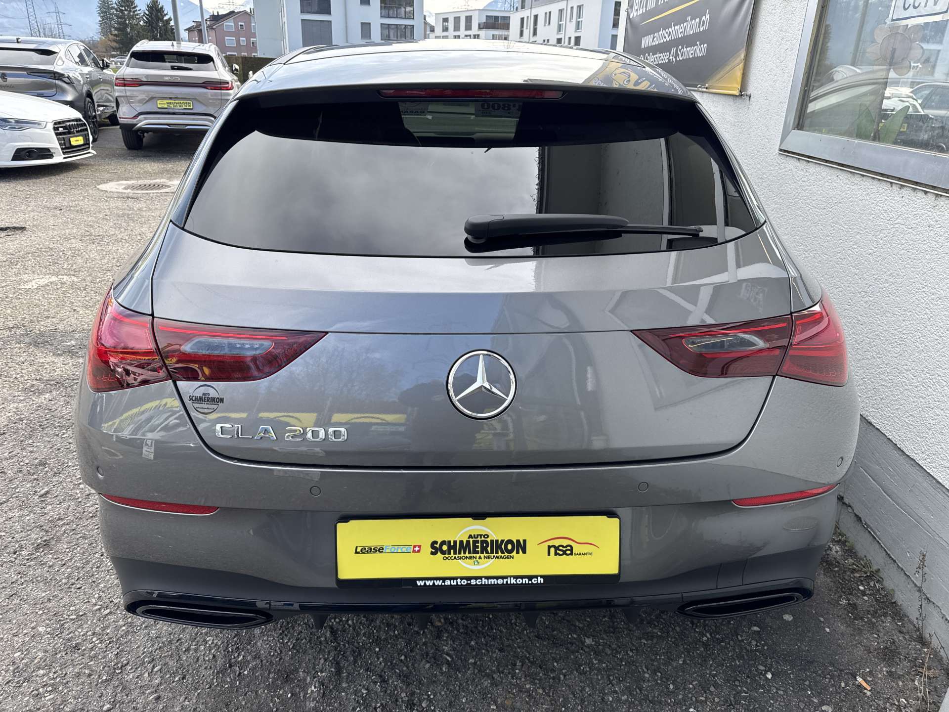 MERCEDES-BENZ CLA Shooting Brake 200 AMG Line Advanced Plus DCT-Automat-image-3