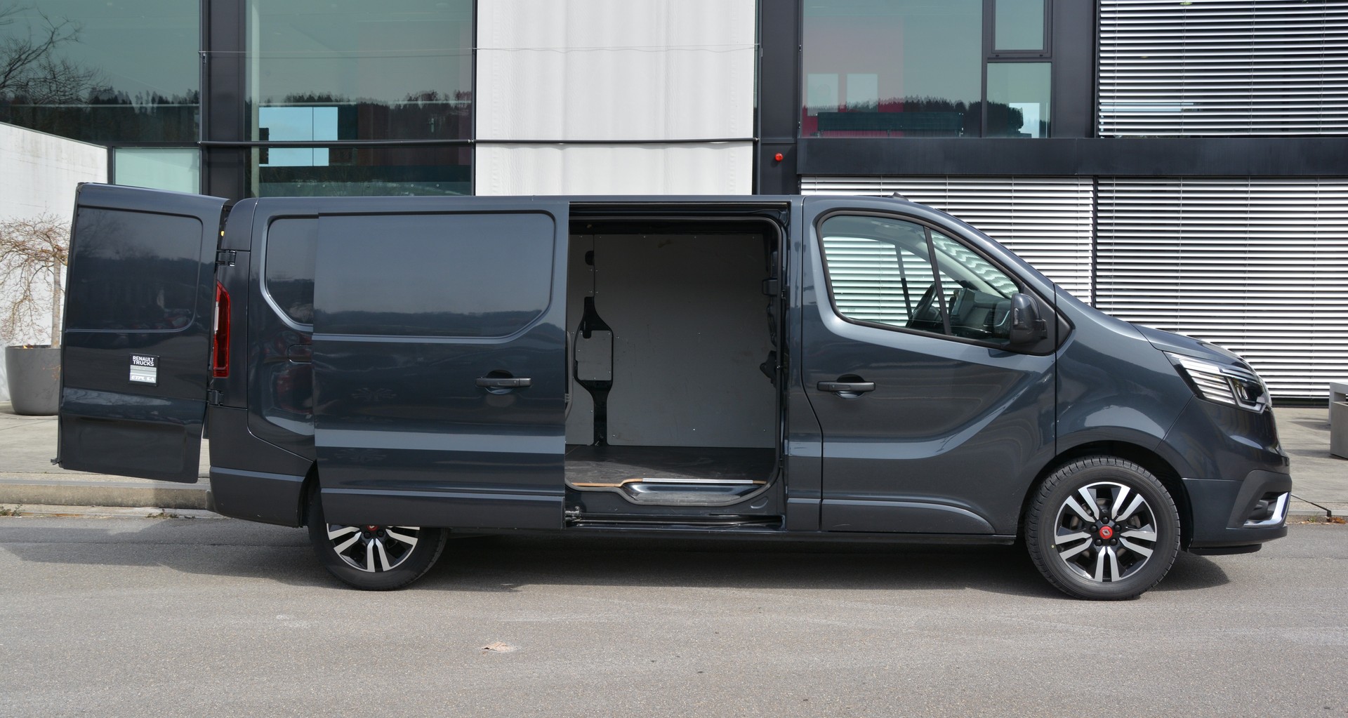 RENAULT Trafic 2.0 Blue dCi 150 Advance L2H1 EDC EN-image-8