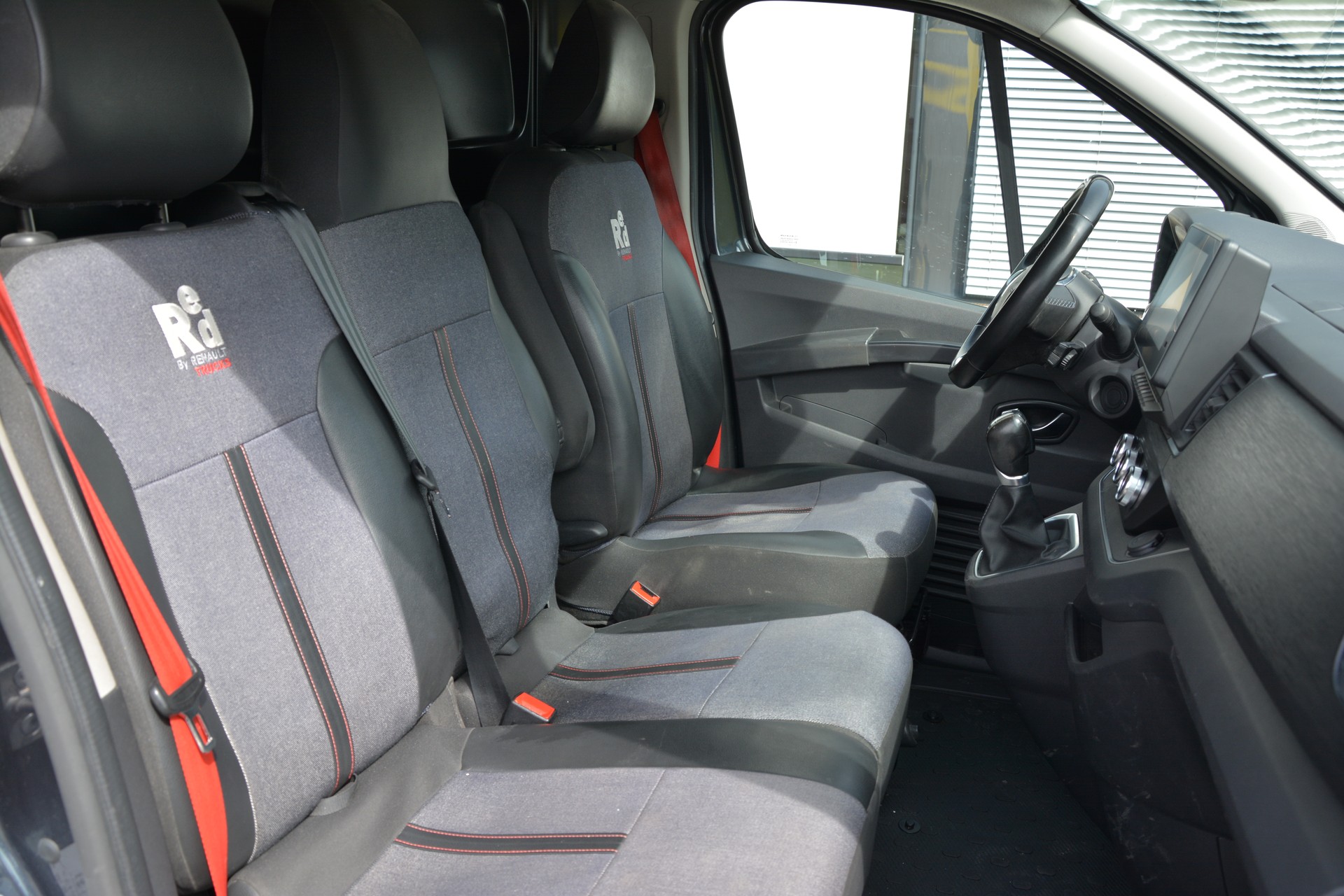 RENAULT Trafic 2.0 Blue dCi 150 Advance L2H1 EDC EN-image-11