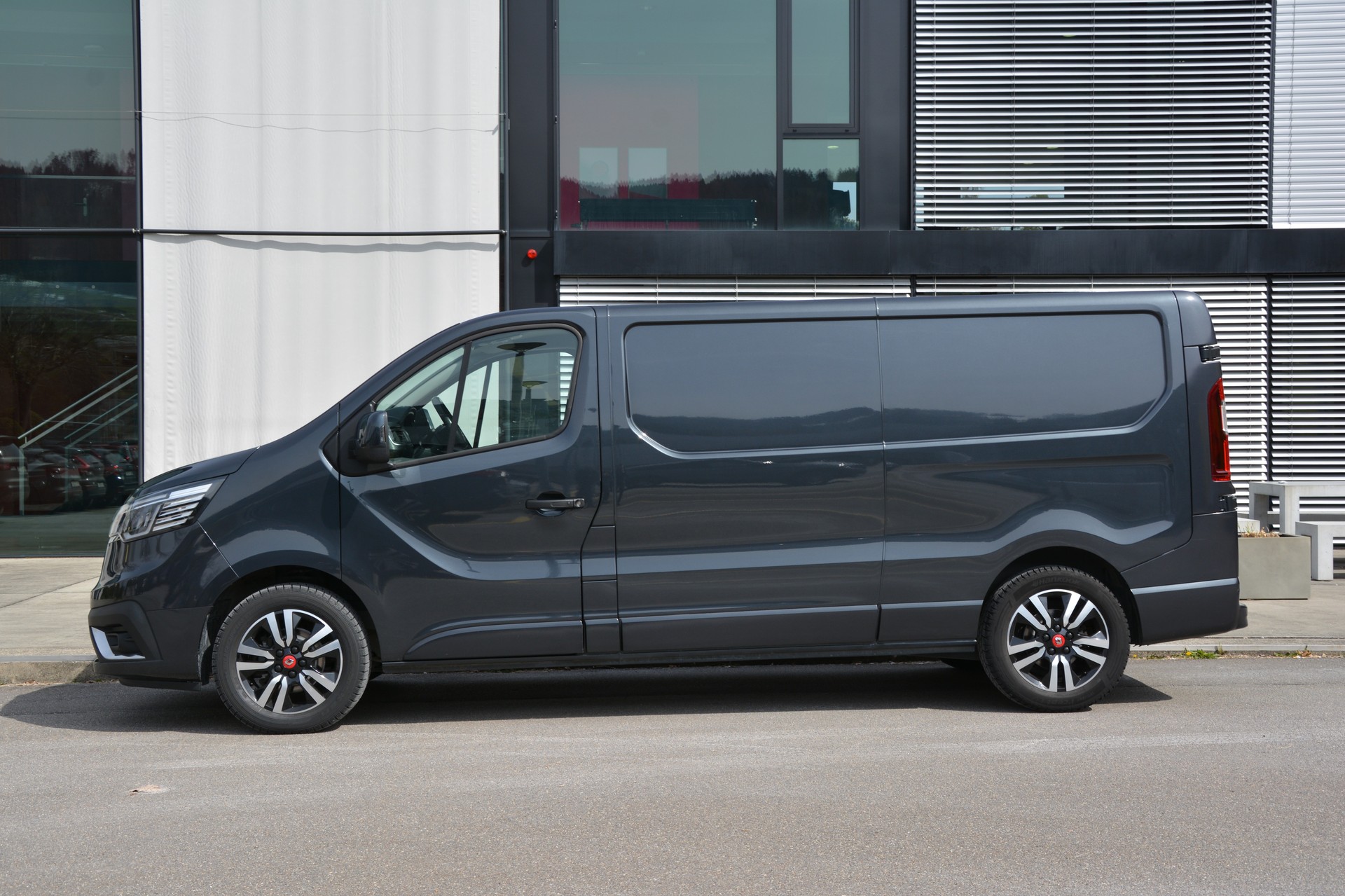 RENAULT Trafic 2.0 Blue dCi 150 Advance L2H1 EDC EN-image-5