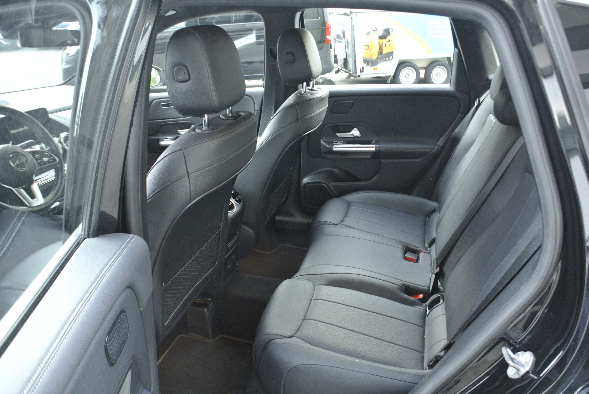 MERCEDES-BENZ B 220 d 4Matic Style 8G-DCT-image-29