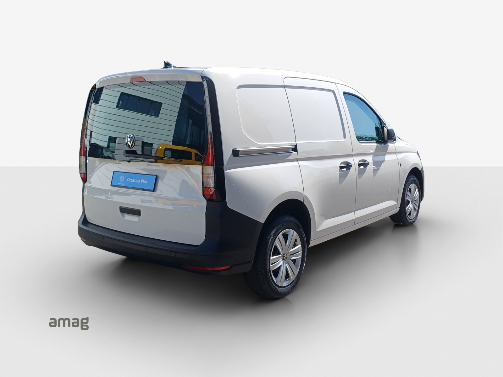 VW Caddy Cargo 2.0TDI 4Motion-image-4