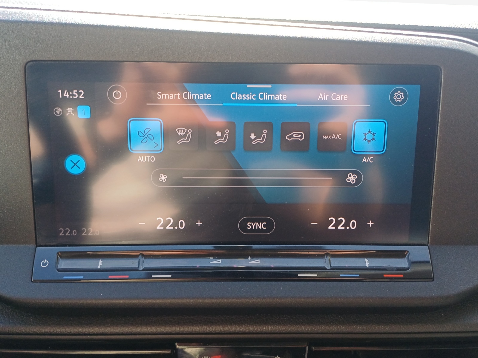 VW Caddy Cargo 2.0TDI 4Motion-image-15