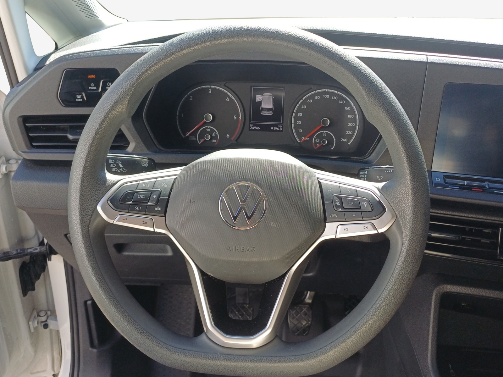 VW Caddy Cargo 2.0TDI 4Motion-image-9