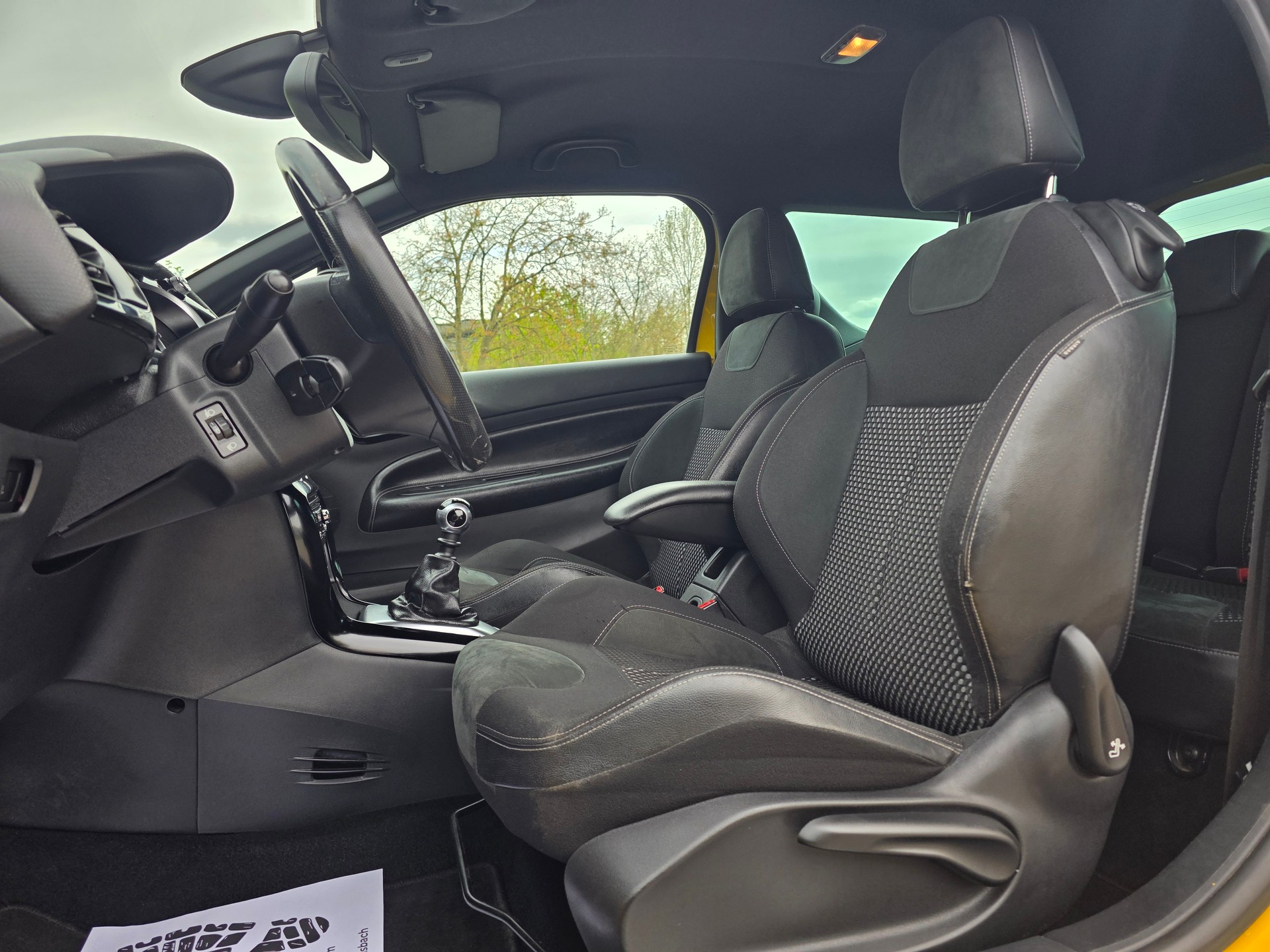 DS AUTOMOBILES DS3 1.6 THP Sport Chic-image-10