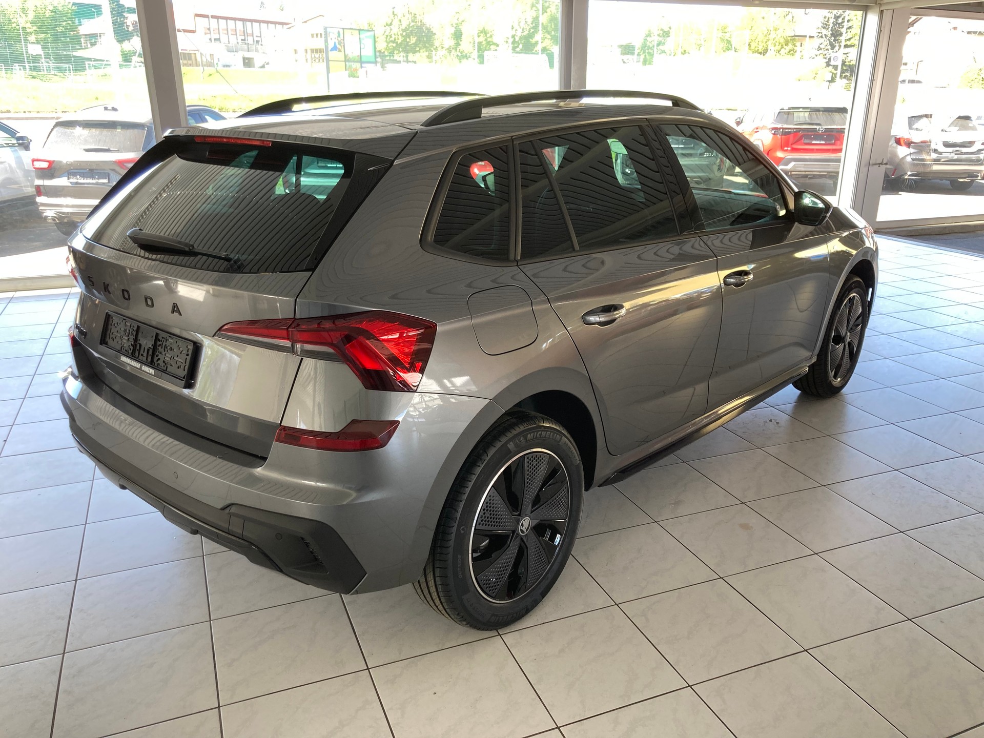 SKODA Kamiq 1.5 TSI Monte Carlo DSG-image-4