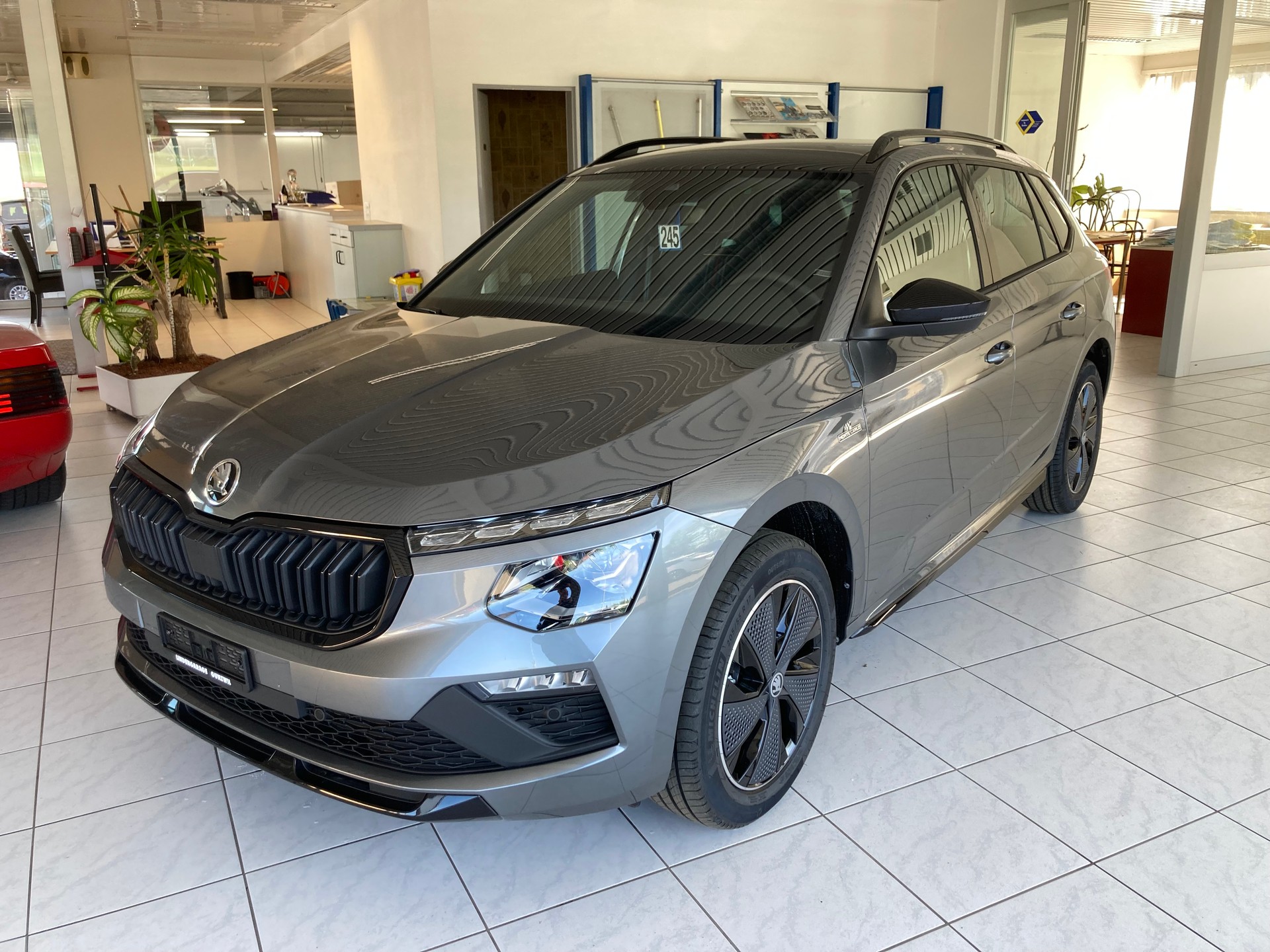 SKODA Kamiq 1.5 TSI Monte Carlo DSG-image-0