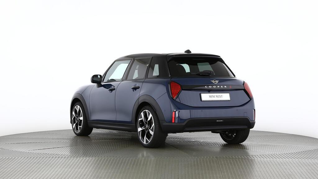 MINI Cooper 5 door S-image-4