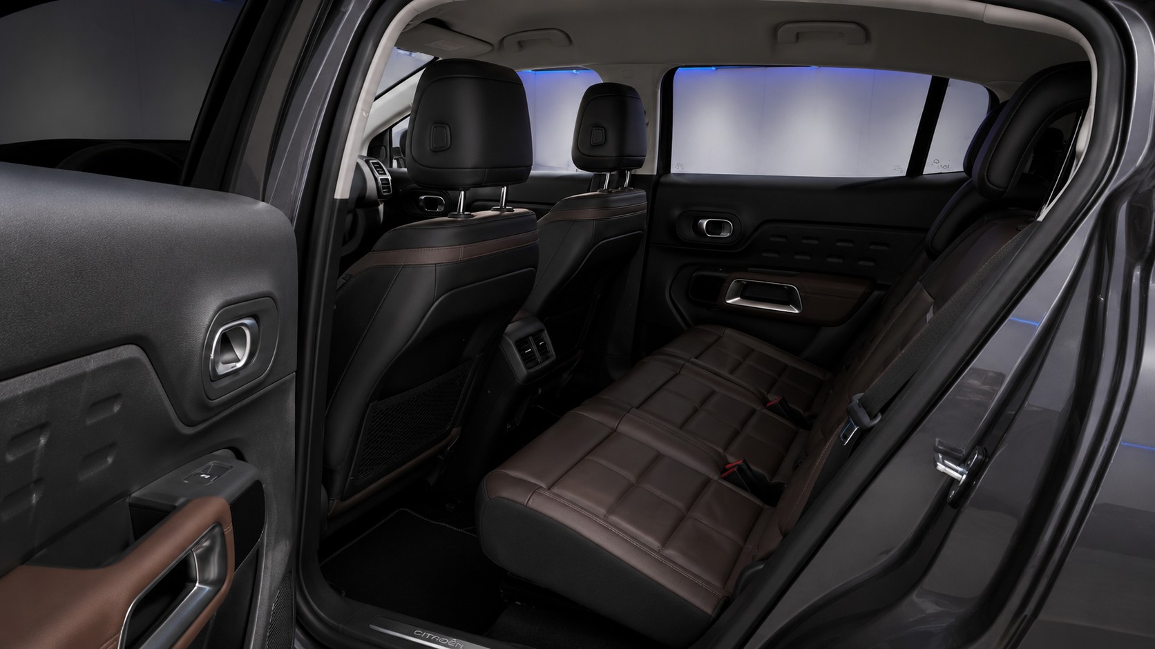 CITROEN C5 Aircross 1.6i PureTech Feel EAT8-image-9