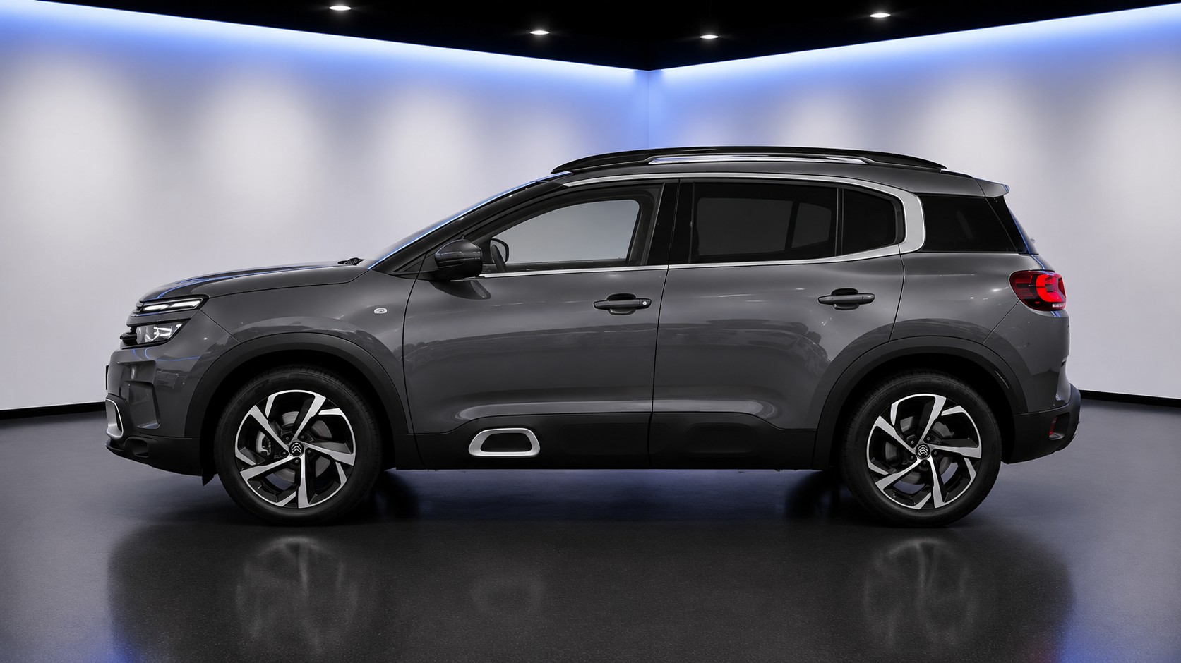 CITROEN C5 Aircross 1.6i PureTech Feel EAT8-image-2