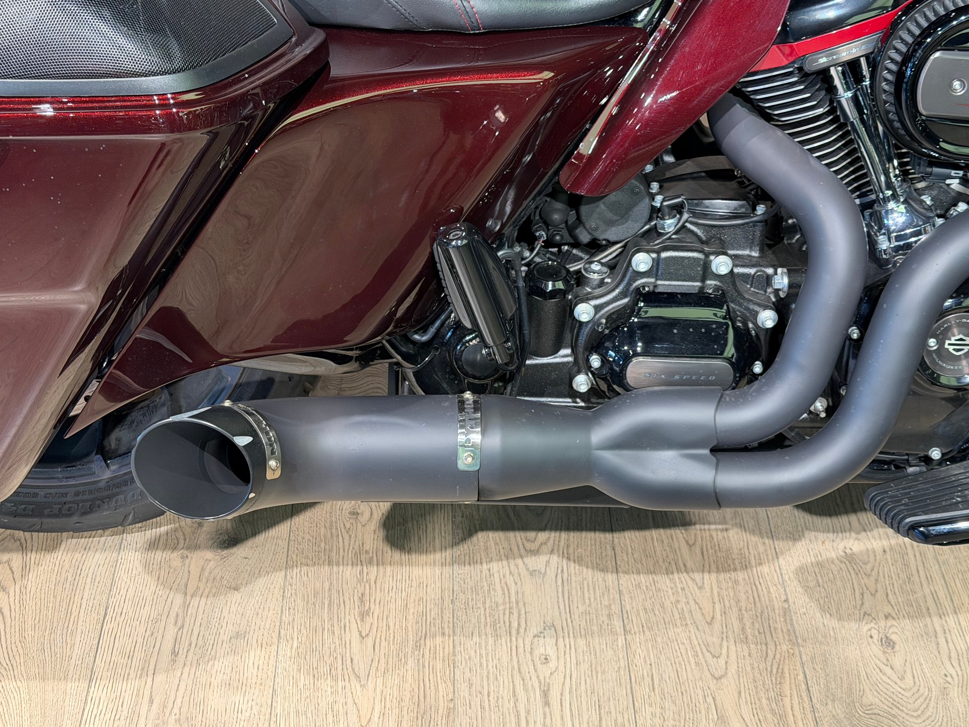 HARLEY-DAVIDSON FLHXSE Street Glide ABS CVO 117-image-6