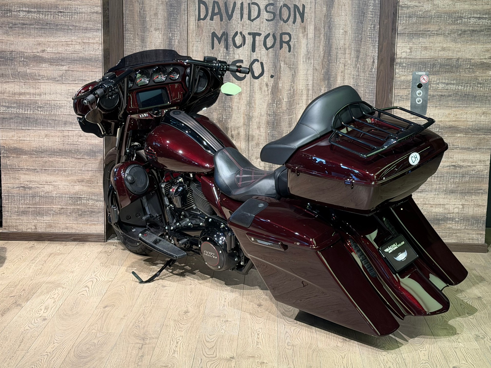 HARLEY-DAVIDSON FLHXSE Street Glide ABS CVO 117-image-4
