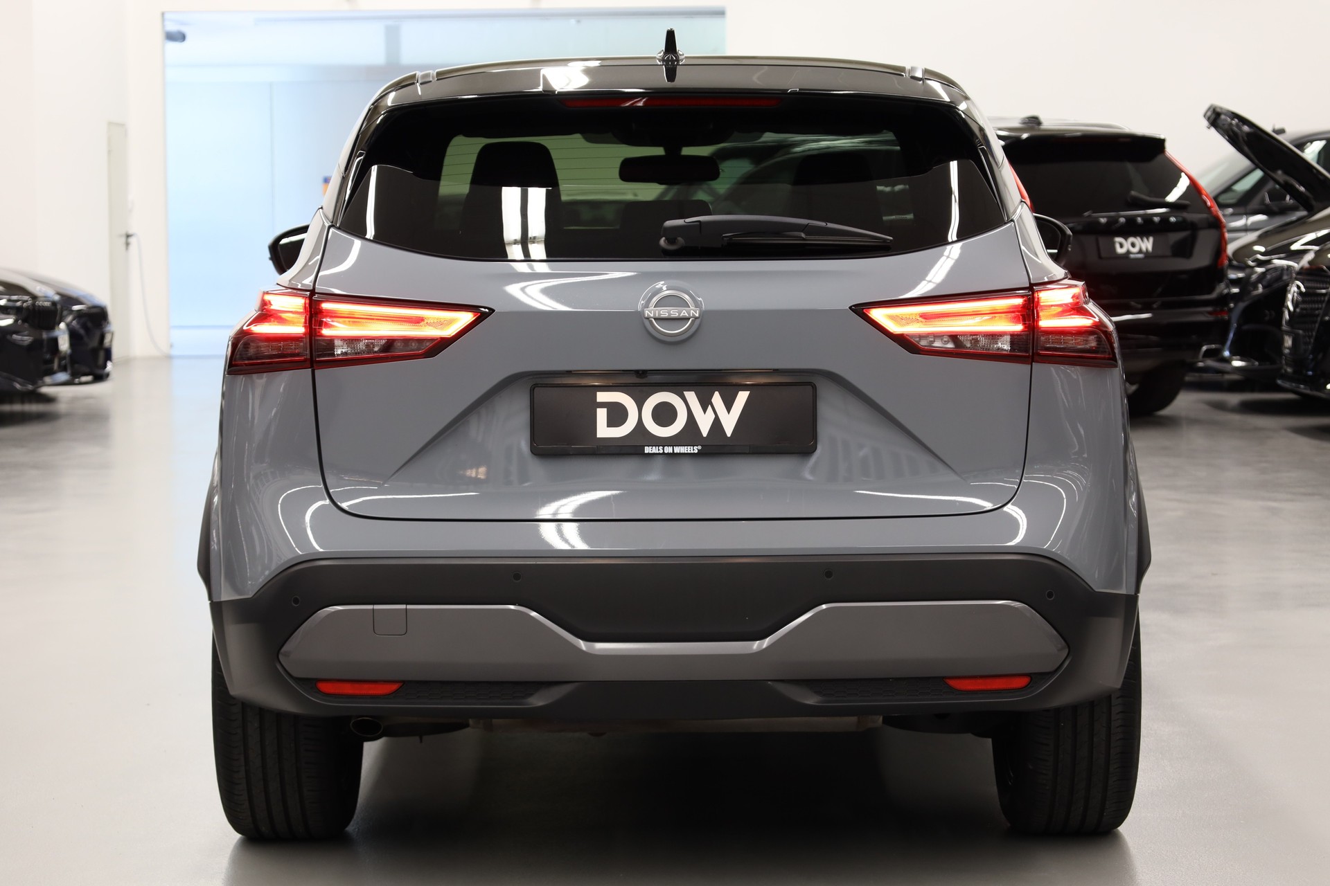 NISSAN Qashqai 1.3 DIG-T Tekna 4x4-image-7