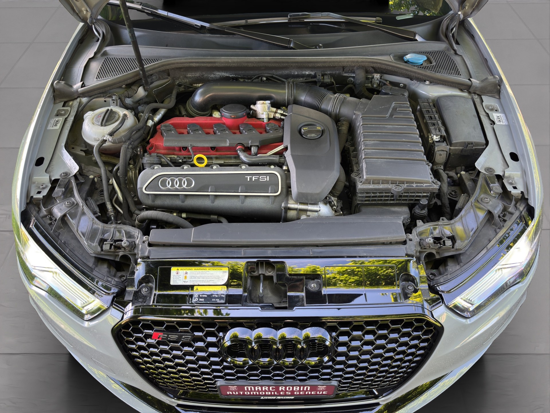 AUDI RS3 2.5 TSI quattro S-tronic-image-15