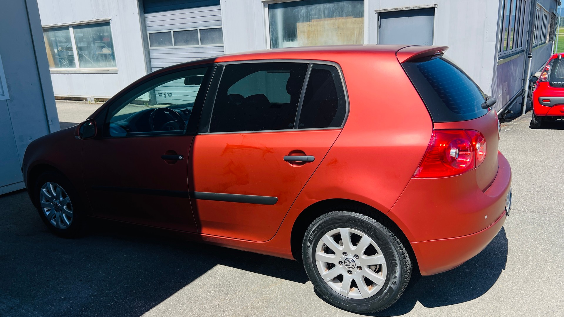 VW GOLF-image-5
