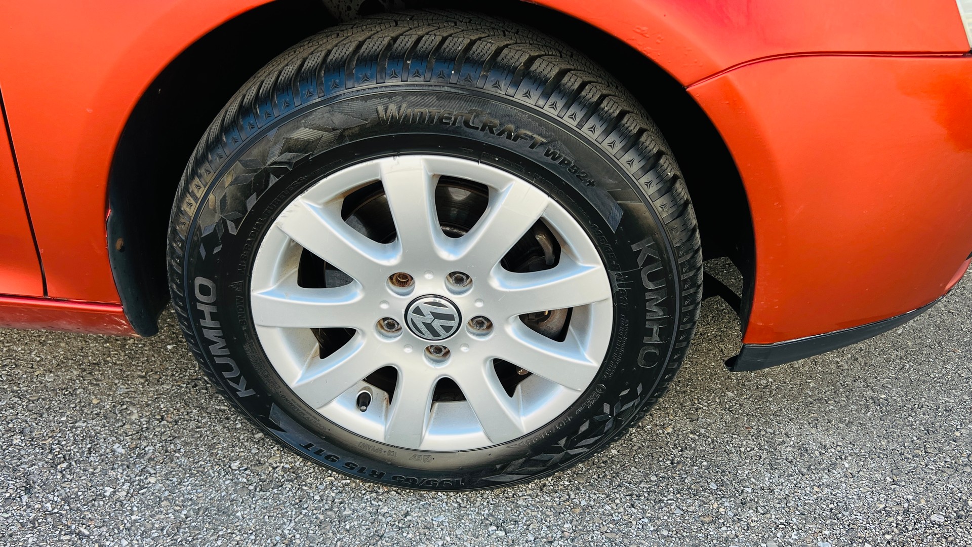 VW GOLF-image-15