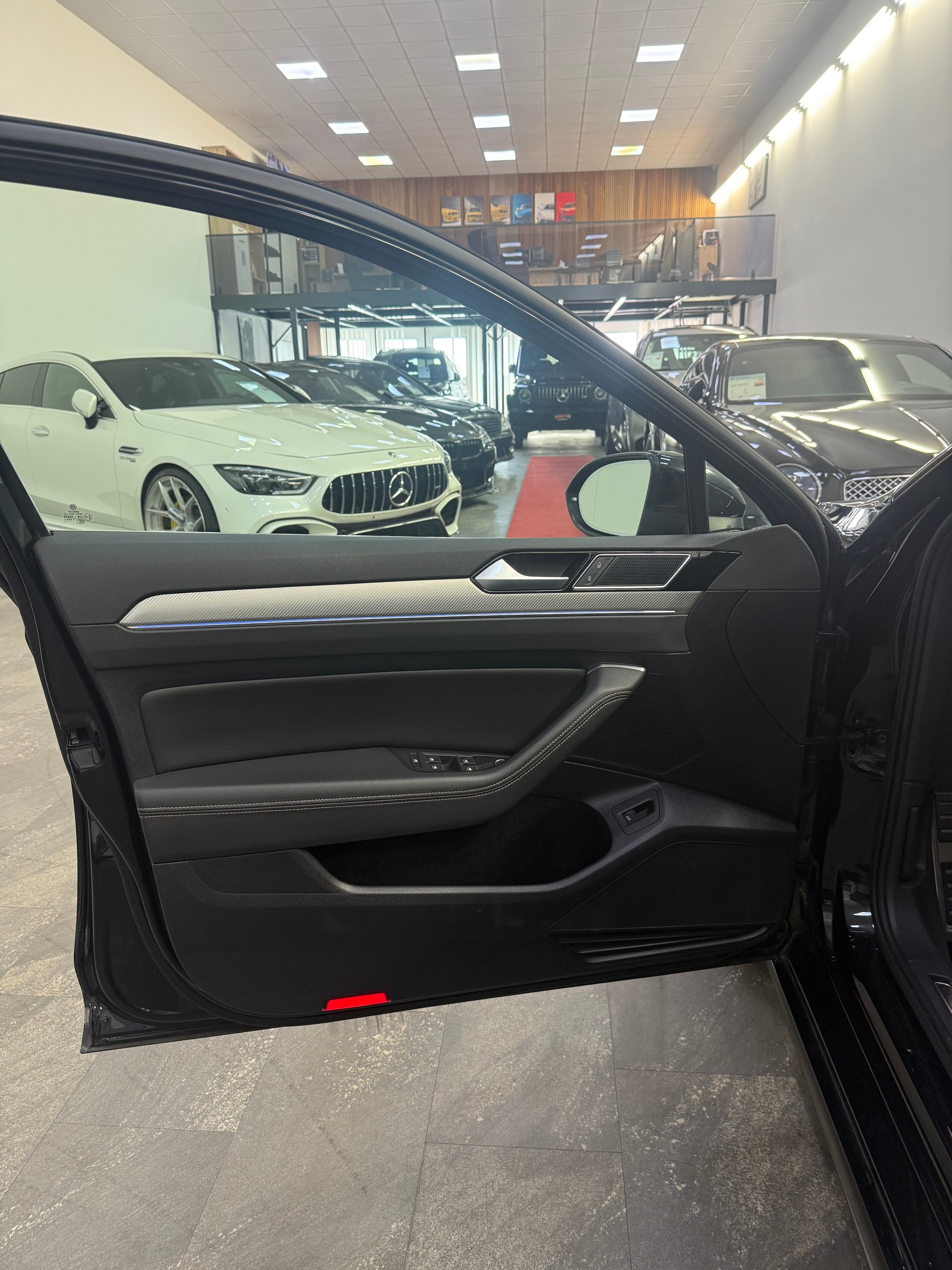 VW Passat Variant 2.0 TSI BMT Highline 4Motion DSG-image-21
