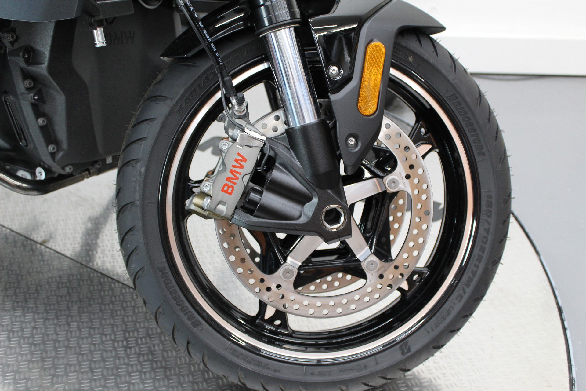 BMW R 1300 R-image-9