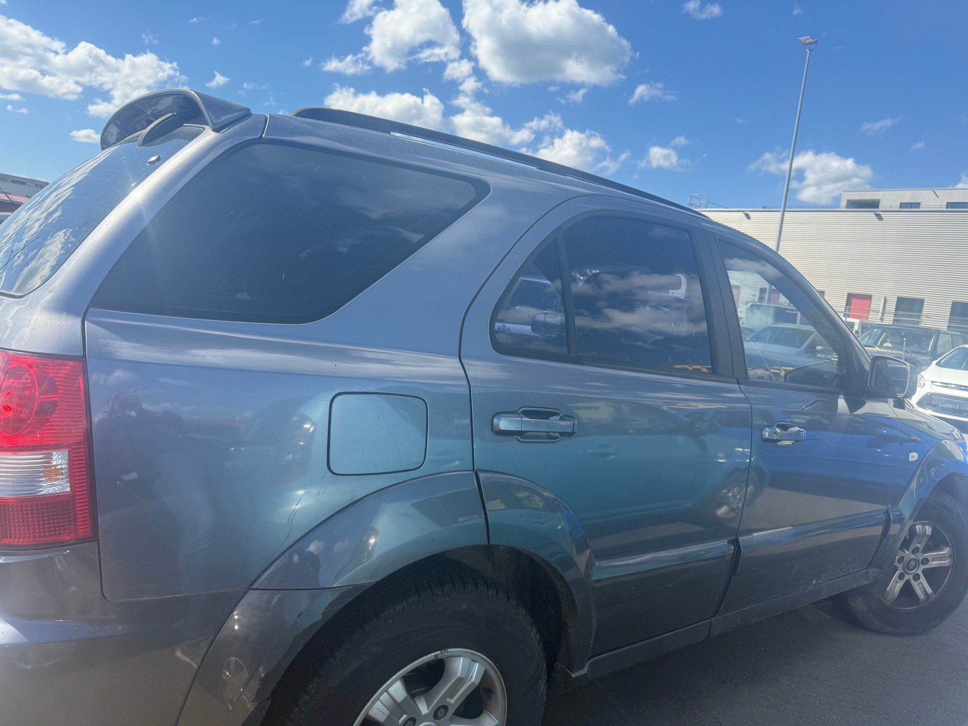 KIA Sorento 2.5 CRDI Carat-image-3