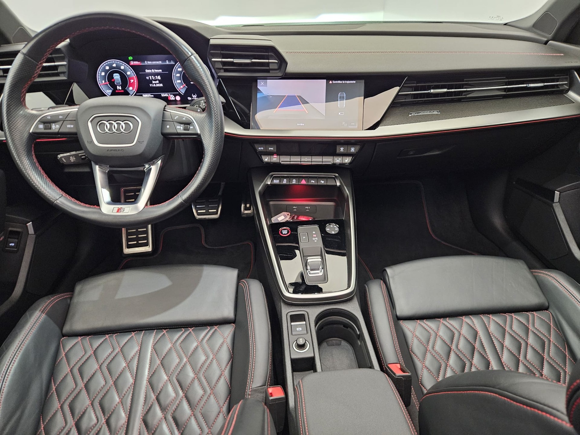 AUDI S3 Sportback 2.0 TFSI quattro S-tronic-image-9