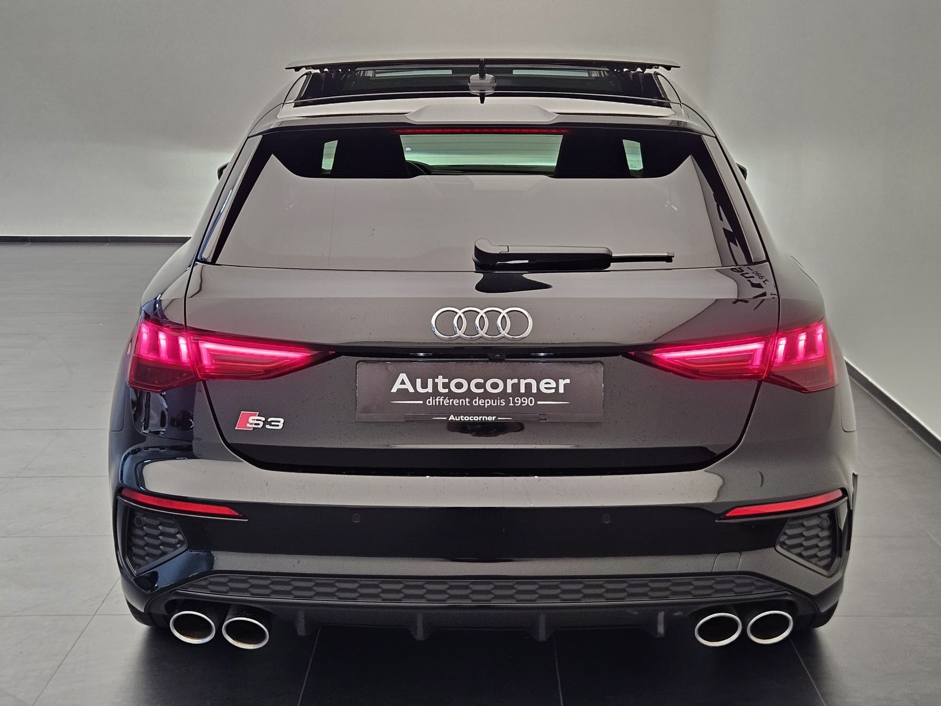 AUDI S3 Sportback 2.0 TFSI quattro S-tronic-image-7